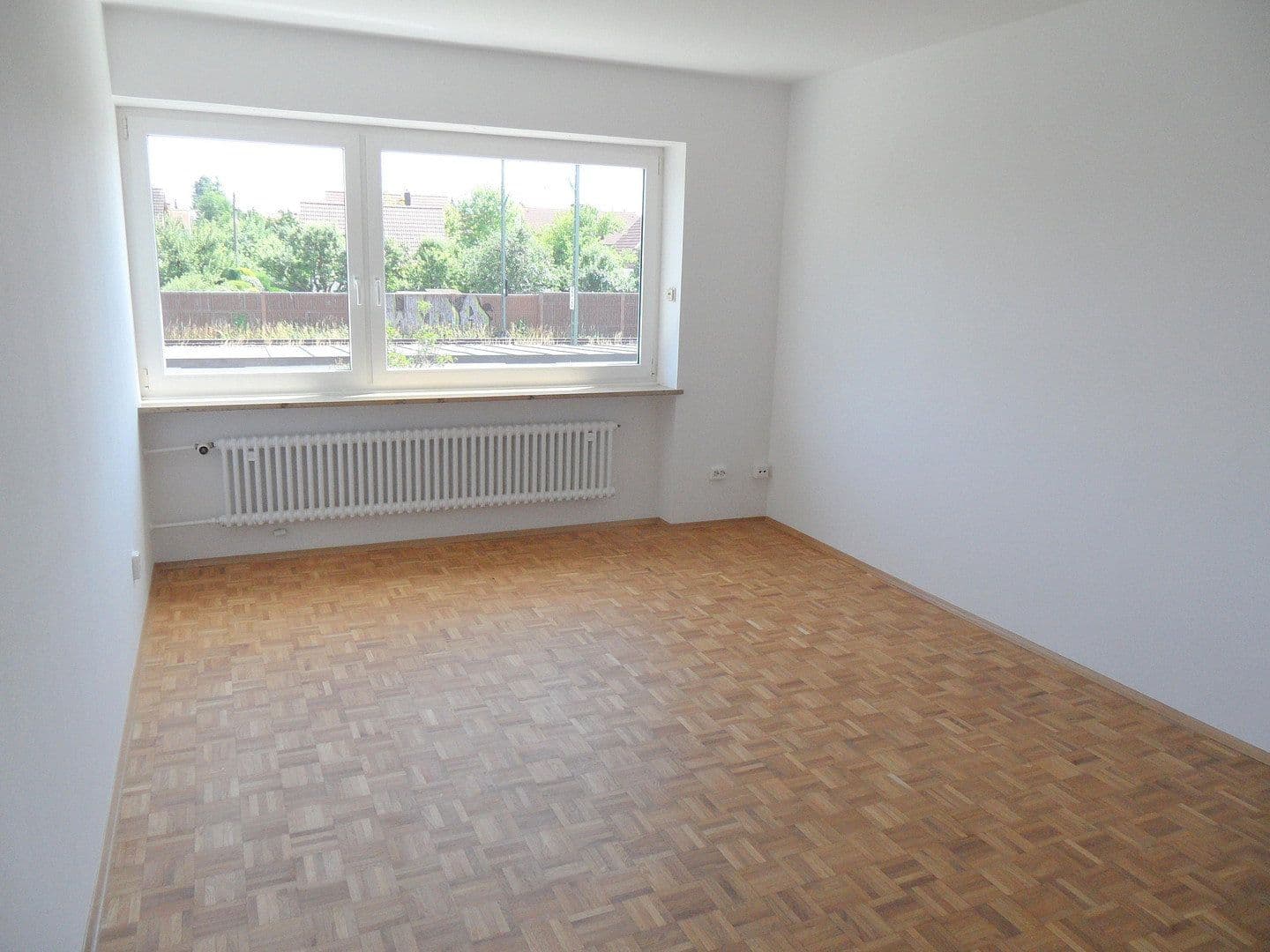 Predaj domu 100 m², pozemok 220 m², Germering, Bavorsko Predaj domu 100 m², pozemok 220 m², Germering, Bavorsko