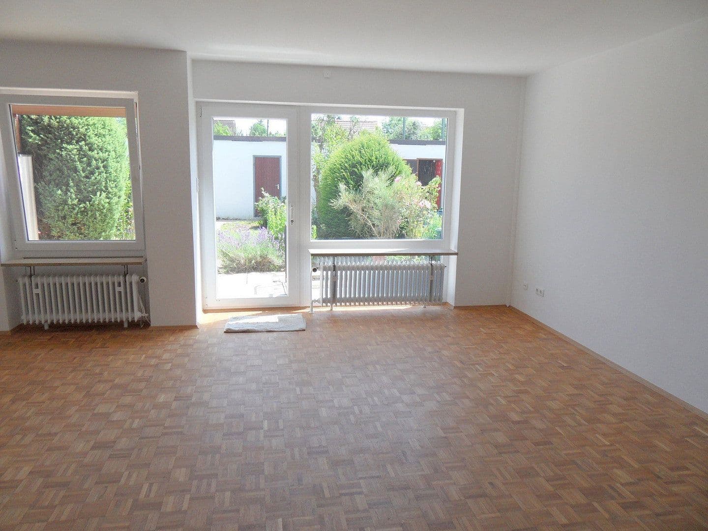 Predaj domu 100 m², pozemok 220 m², Germering, Bavorsko Predaj domu 100 m², pozemok 220 m², Germering, Bavorsko