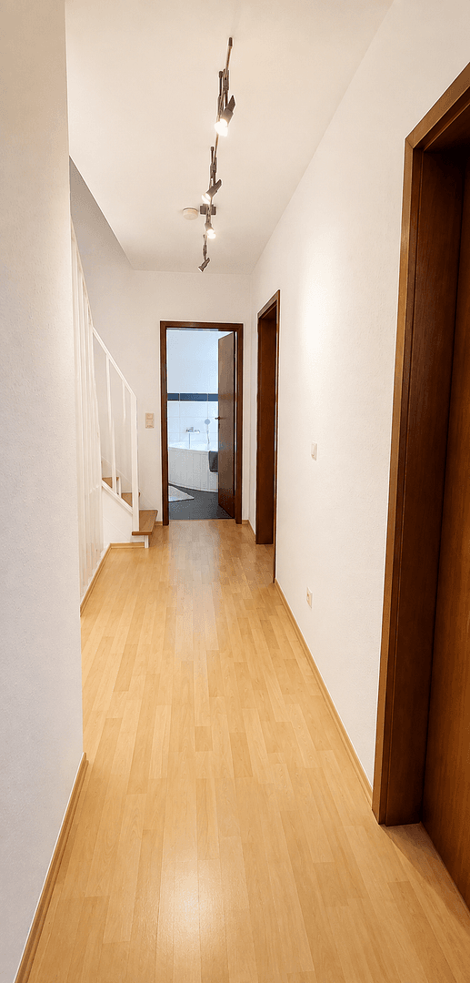 Predaj domu 130 m², pozemok 155 m², Hannover, Dolné Sasko Predaj domu 130 m², pozemok 155 m², Hannover, Dolné Sasko