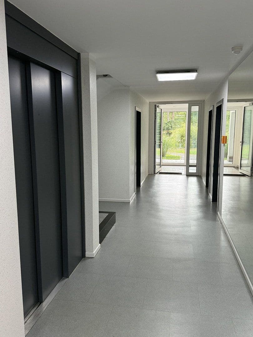 Predaj bytu 3-izbový 127 m², Berlin, Berlín Predaj bytu 3-izbový 127 m², Berlin, Berlín