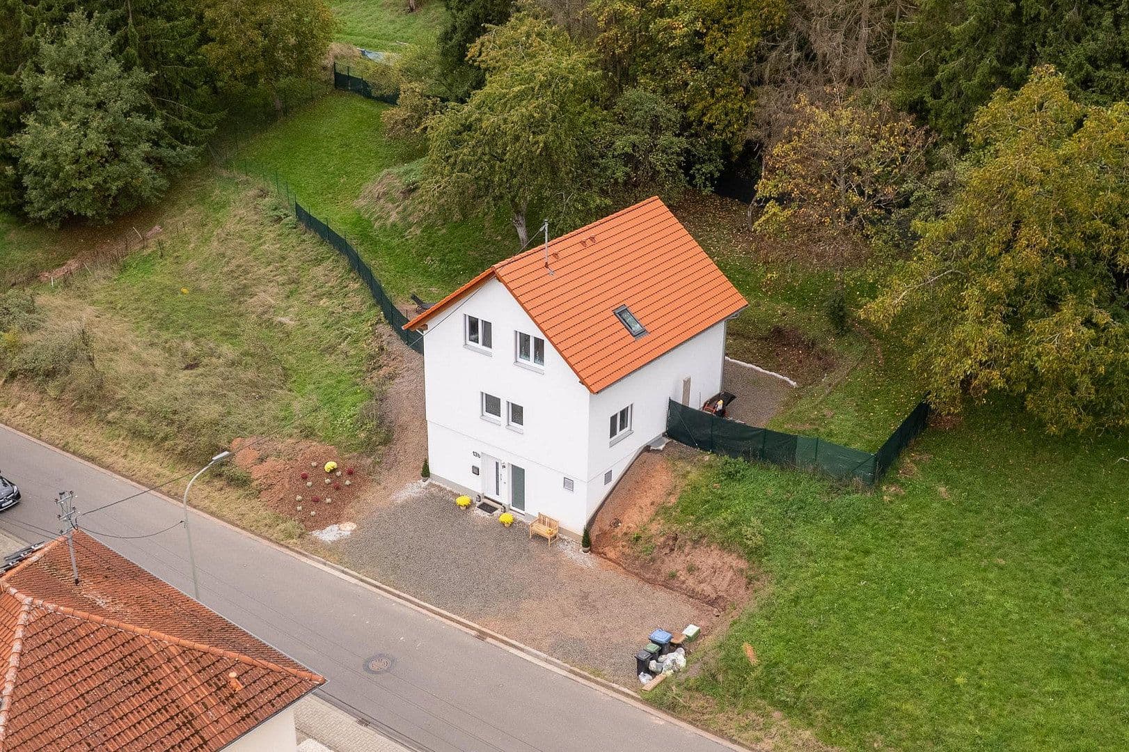 Predaj domu 130 m², pozemok 694 m², Hauptstraße 13b, Börsborn, Porýnie-Falcko Predaj domu 130 m², pozemok 694 m², Hauptstraße 13b, Börsborn, Porýnie-Falcko