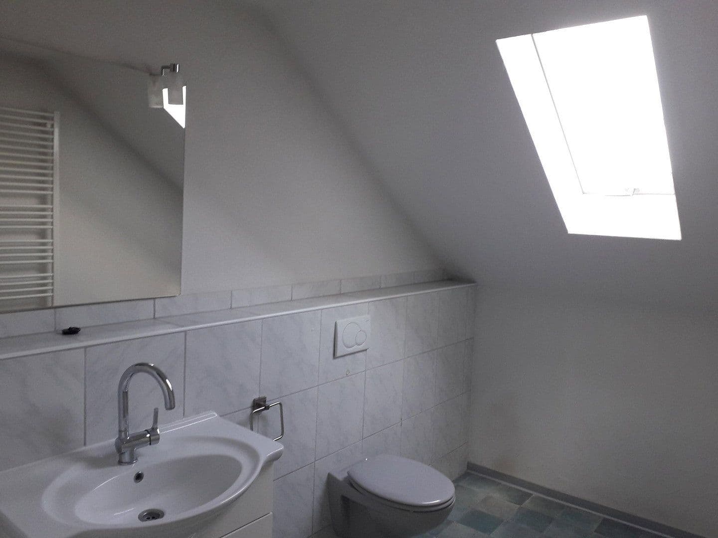 Prenájom bytu 2-izbový 85 m², Weiterstadt, Hesensko Prenájom bytu 2-izbový 85 m², Weiterstadt, Hesensko