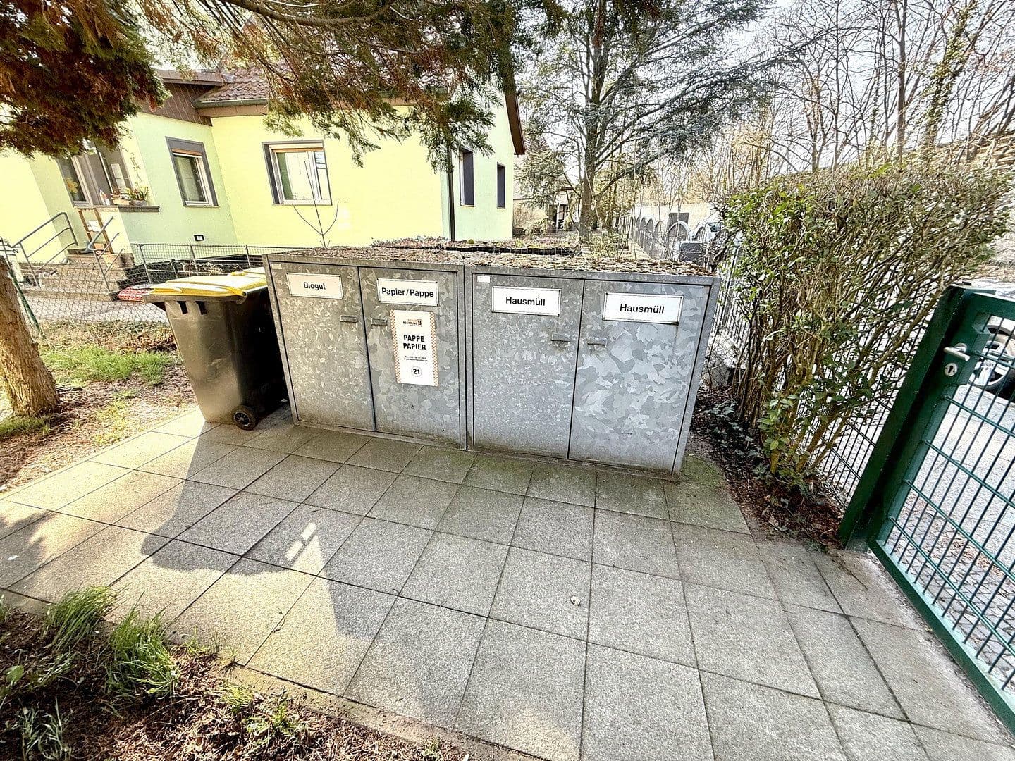 Predaj domu 415 m², pozemok 842 m², Titlisweg 29, Berlin, Berlín Predaj domu 415 m², pozemok 842 m², Titlisweg 29, Berlin, Berlín