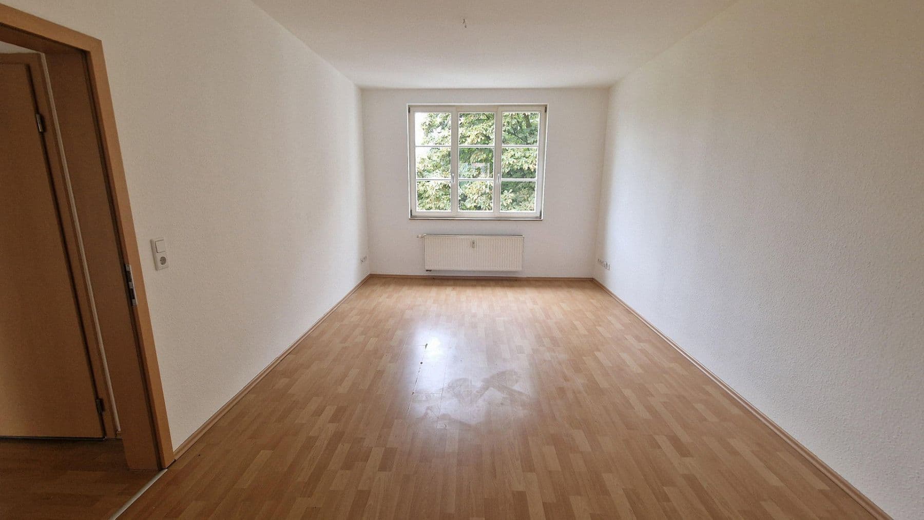 Predaj bytu 3-izbový 56 m², Holzhäuser Straße 66, Leipzig, Sasko Predaj bytu 3-izbový 56 m², Holzhäuser Straße 66, Leipzig, Sasko