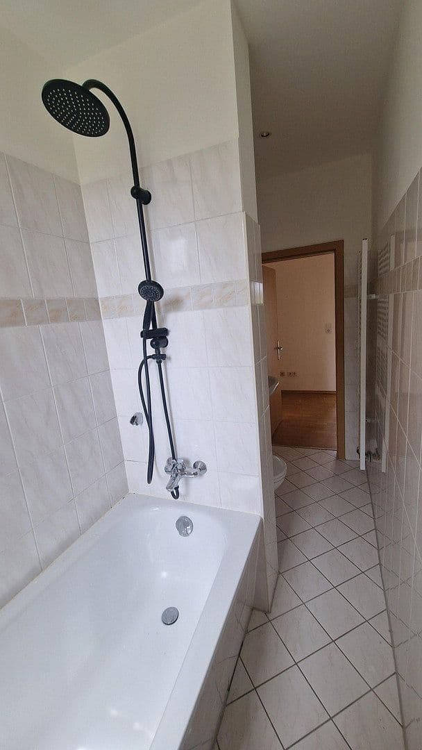 Predaj bytu 3-izbový 56 m², Holzhäuser Straße 66, Leipzig, Sasko Predaj bytu 3-izbový 56 m², Holzhäuser Straße 66, Leipzig, Sasko