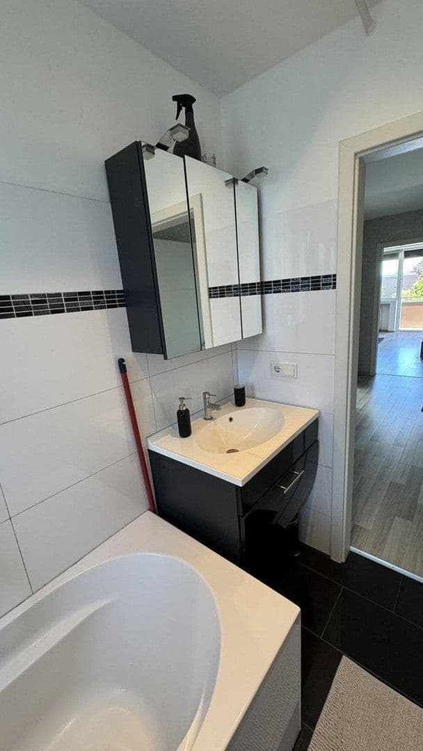 Predaj bytu 2-izbový 49 m², Alt-Vinnhorst 51, Hannover, Dolné Sasko Predaj bytu 2-izbový 49 m², Alt-Vinnhorst 51, Hannover, Dolné Sasko