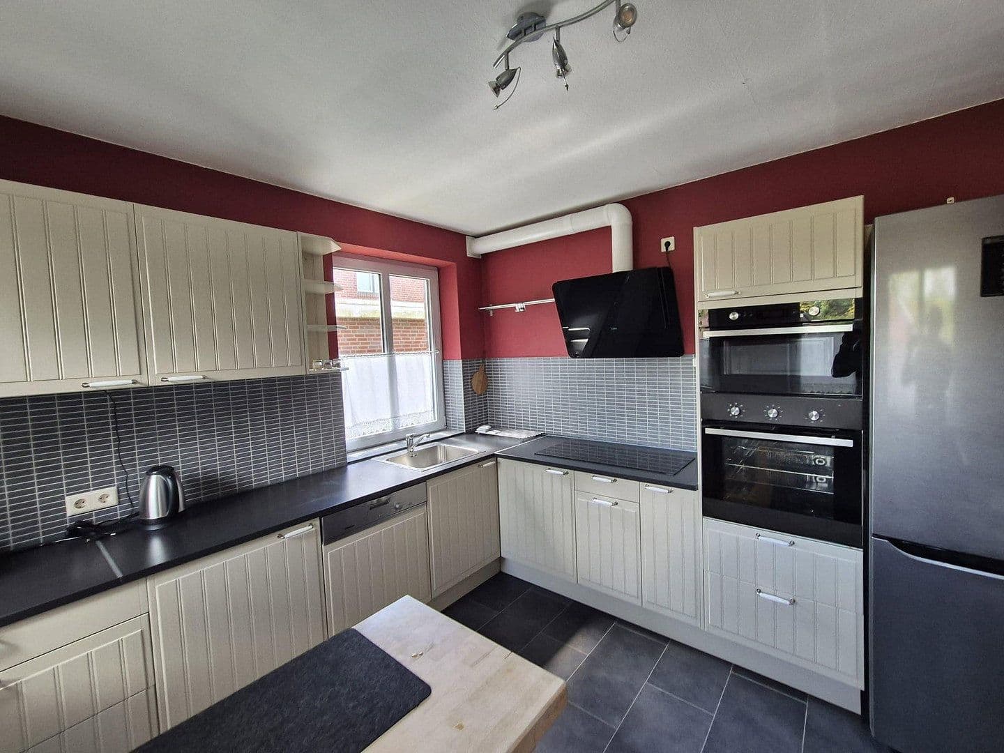 Predaj domu 128 m², pozemok 635 m², Lieder Str. 5, Jemgum, Dolné Sasko Predaj domu 128 m², pozemok 635 m², Lieder Str. 5, Jemgum, Dolné Sasko