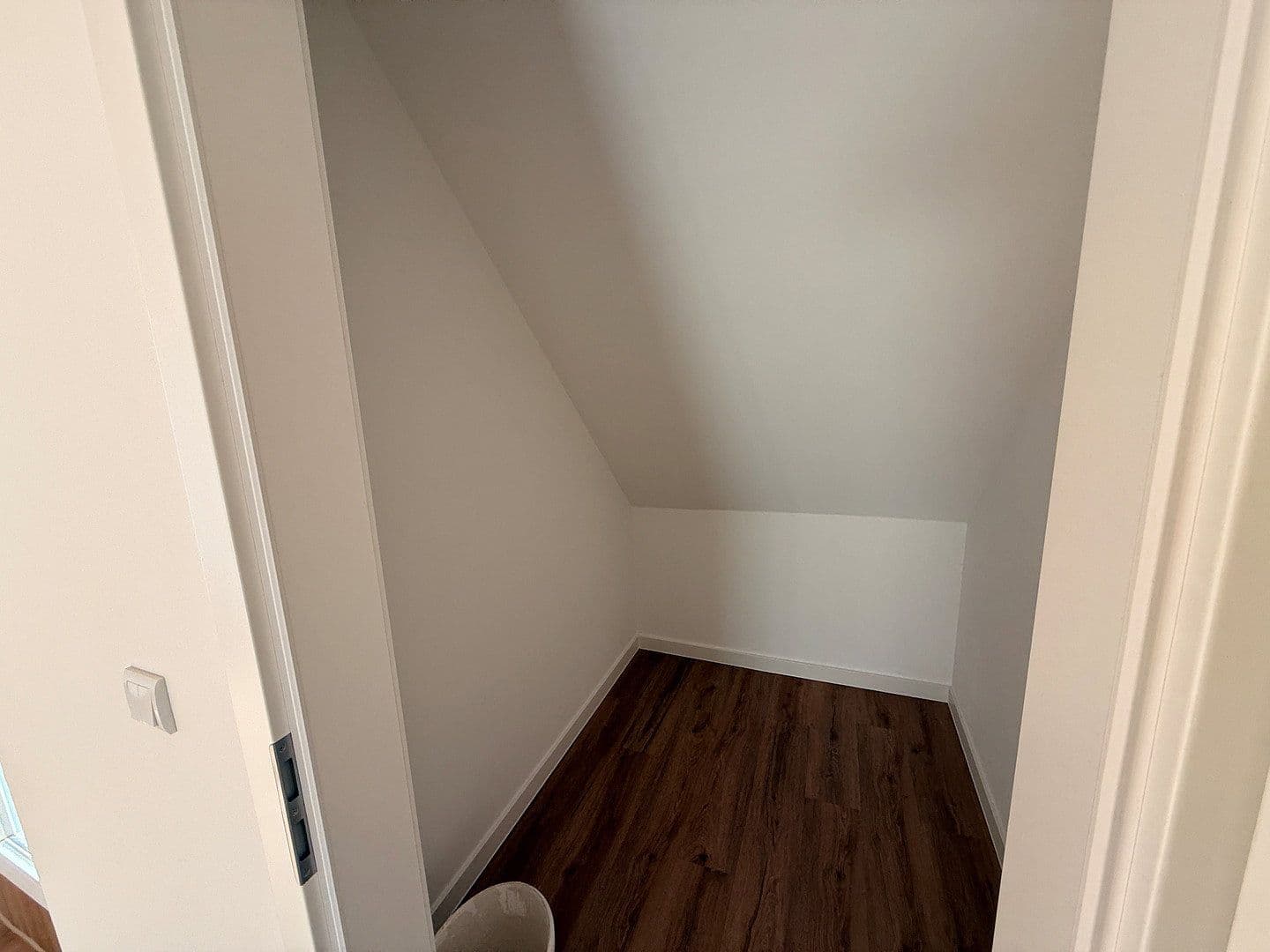 Prenájom bytu 3-izbový 75 m², Klingerplatz 4, Leipzig, Sasko Prenájom bytu 3-izbový 75 m², Klingerplatz 4, Leipzig, Sasko
