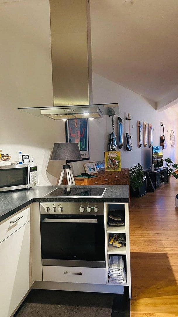 Predaj domu 263 m², pozemok 126 m², Michaelisstr.2, Schleswig, Šlezvicko-Holštajnsko Predaj domu 263 m², pozemok 126 m², Michaelisstr.2, Schleswig, Šlezvicko-Holštajnsko