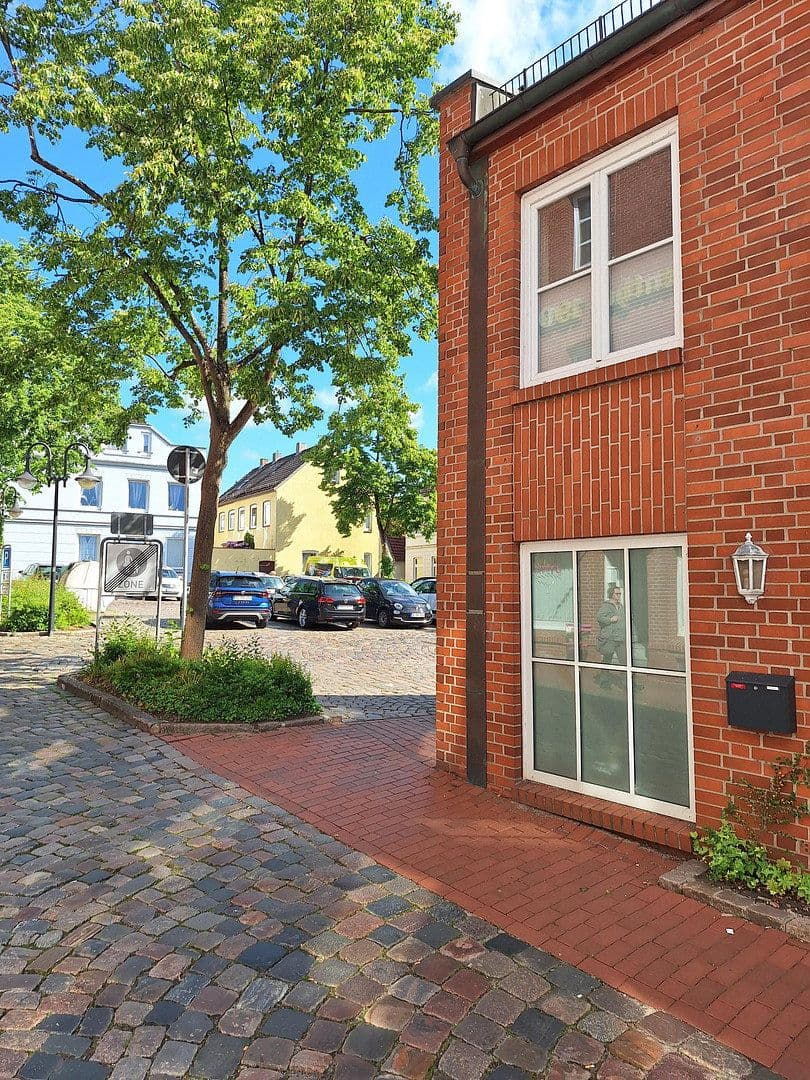 Predaj domu 263 m², pozemok 126 m², Michaelisstr.2, Schleswig, Šlezvicko-Holštajnsko Predaj domu 263 m², pozemok 126 m², Michaelisstr.2, Schleswig, Šlezvicko-Holštajnsko