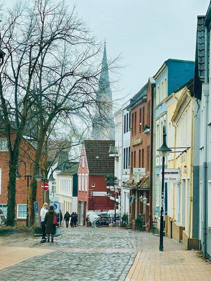 Predaj domu 263 m², pozemok 126 m², Michaelisstr.2, Schleswig, Šlezvicko-Holštajnsko Predaj domu 263 m², pozemok 126 m², Michaelisstr.2, Schleswig, Šlezvicko-Holštajnsko