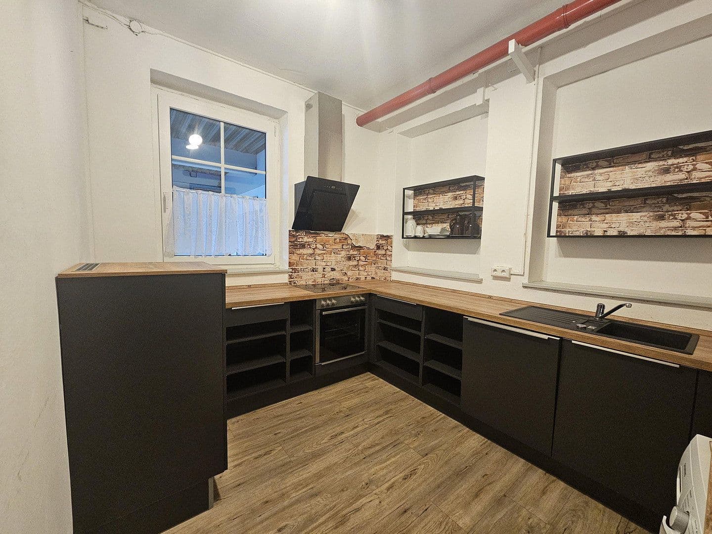 Prenájom nebytového priestoru 2.710 m², Müllergasse 1, Geislingen, Bádensko-Wurttembersko Prenájom nebytového priestoru 2.710 m², Müllergasse 1, Geislingen, Bádensko-Wurttembersko