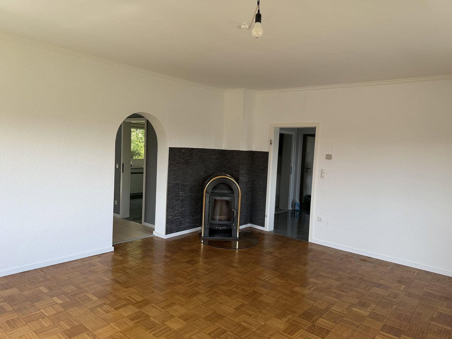 Predaj domu 142 m², pozemok 700 m², Alte Str. 3a, Bad Honnef, Severné Porýnie - Westfálsko Predaj domu 142 m², pozemok 700 m², Alte Str. 3a, Bad Honnef, Severné Porýnie - Westfálsko