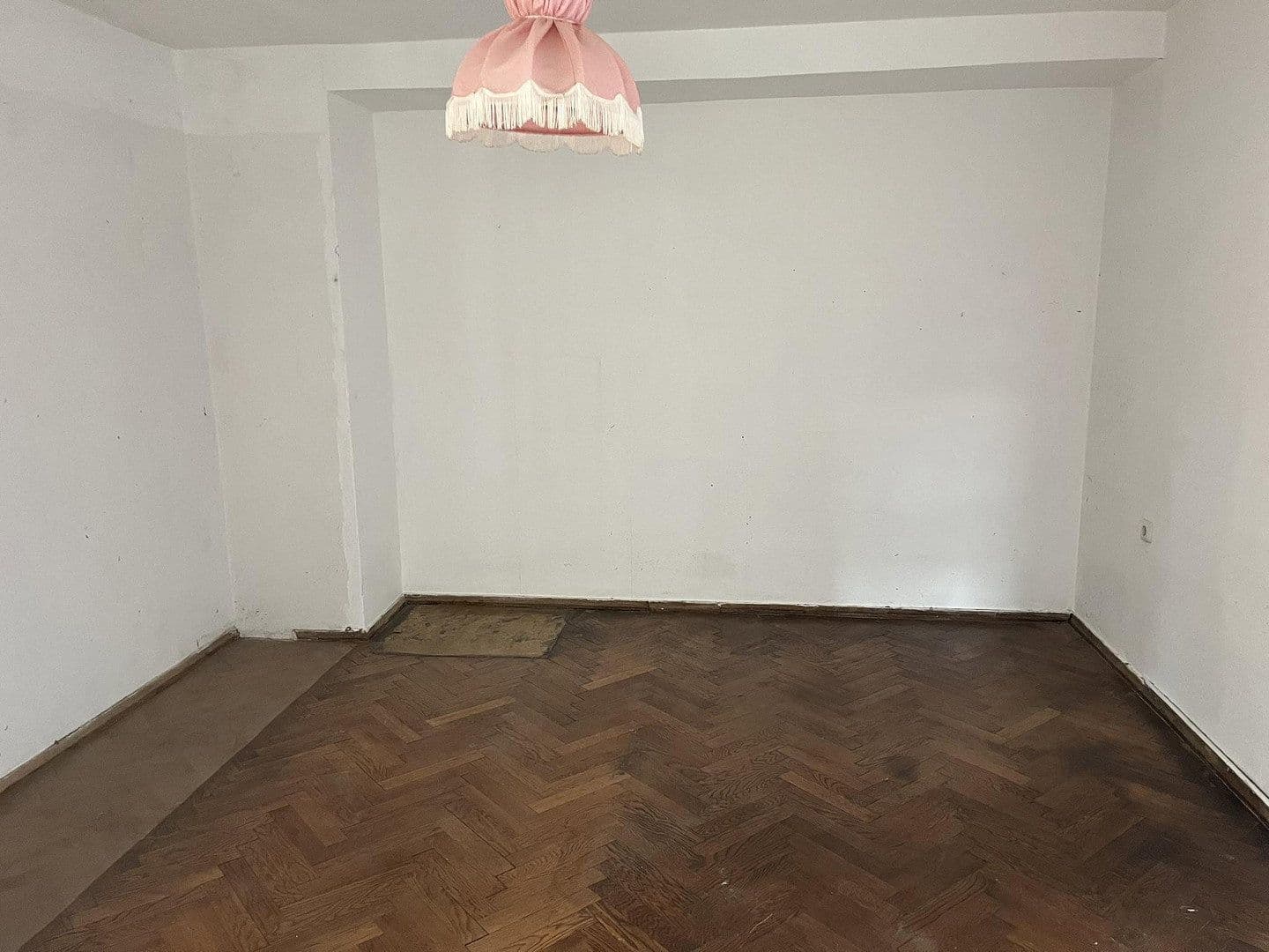 Predaj domu 142 m², pozemok 1.880 m², Chemnitz Einsiedel, Sasko Predaj domu 142 m², pozemok 1.880 m², Chemnitz Einsiedel, Sasko