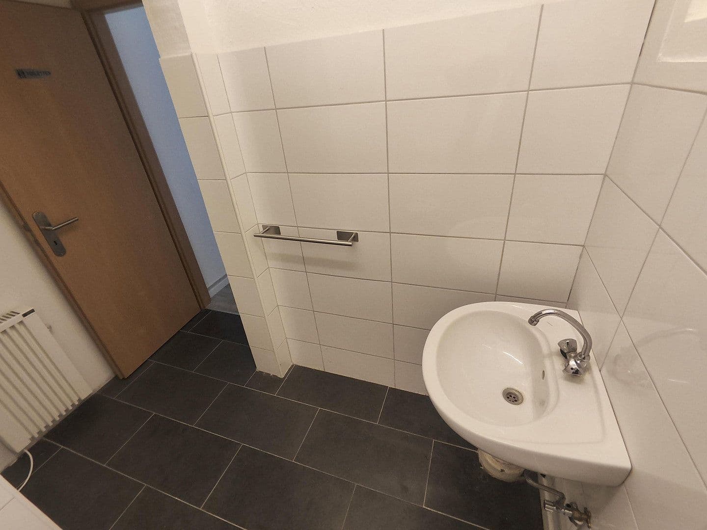 Prenájom nebytového priestoru 82 m², Bismarckstr. 296, Gelsenkirchen, Severné Porýnie - Westfálsko Prenájom nebytového priestoru 82 m², Bismarckstr. 296, Gelsenkirchen, Severné Porýnie - Westfálsko