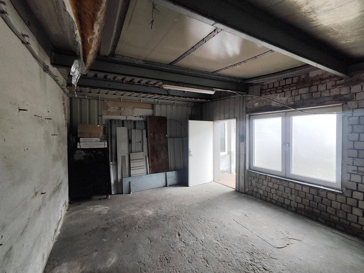 Prenájom nebytového priestoru 82 m², Bismarckstr. 296, Gelsenkirchen, Severné Porýnie - Westfálsko Prenájom nebytového priestoru 82 m², Bismarckstr. 296, Gelsenkirchen, Severné Porýnie - Westfálsko