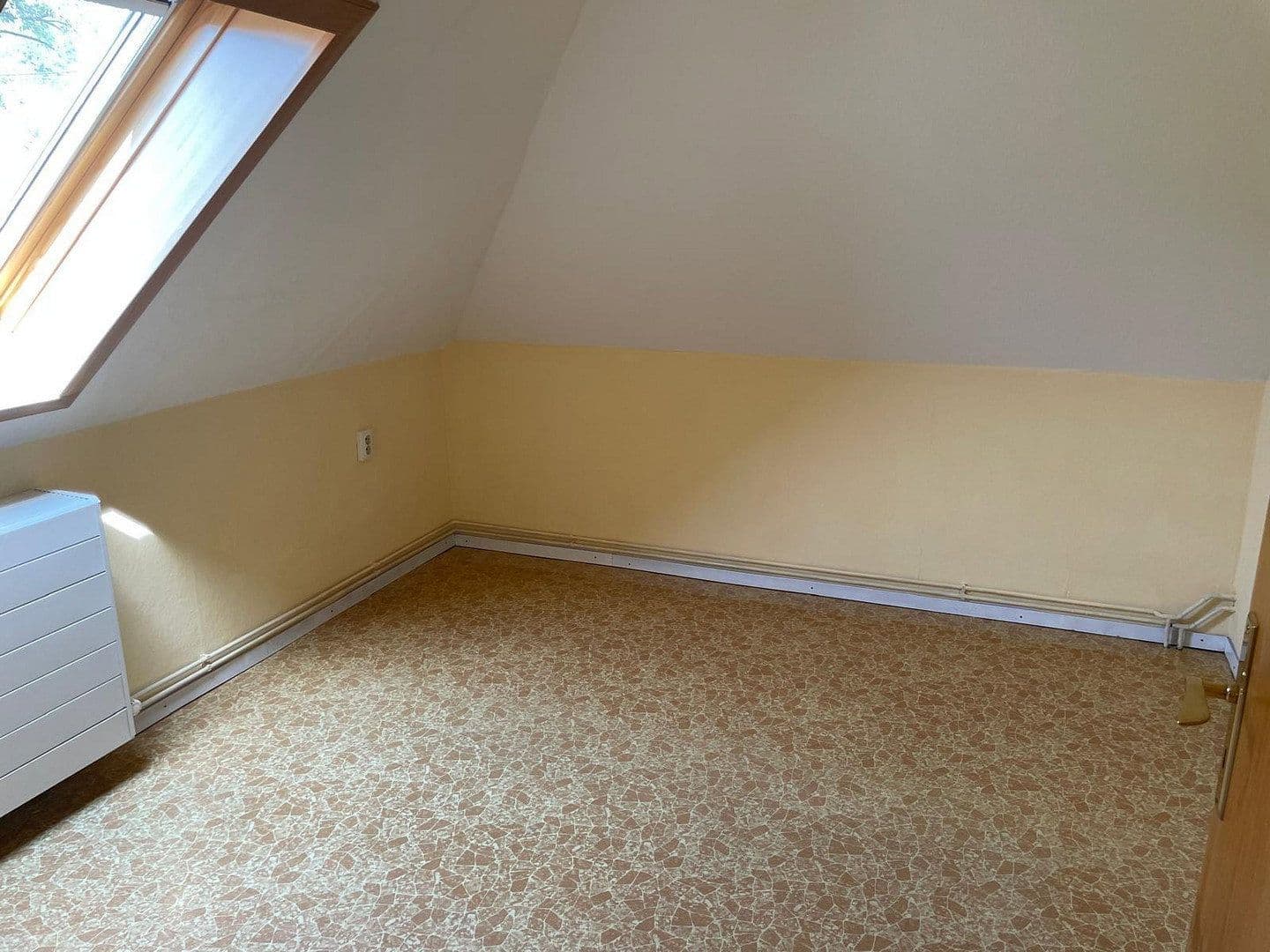 Prenájom domu 157 m², pozemok 800 m², Buttlar, Durínsko Prenájom domu 157 m², pozemok 800 m², Buttlar, Durínsko