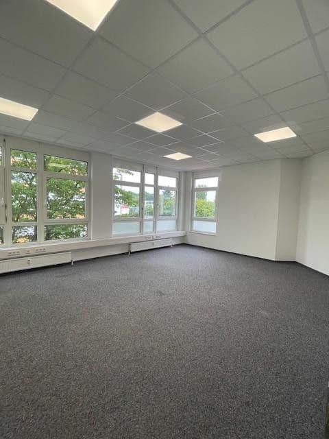 Prenájom kancelárie 566 m², Andernacher Straße 18, Nürnberg, Bavorsko Prenájom kancelárie 566 m², Andernacher Straße 18, Nürnberg, Bavorsko