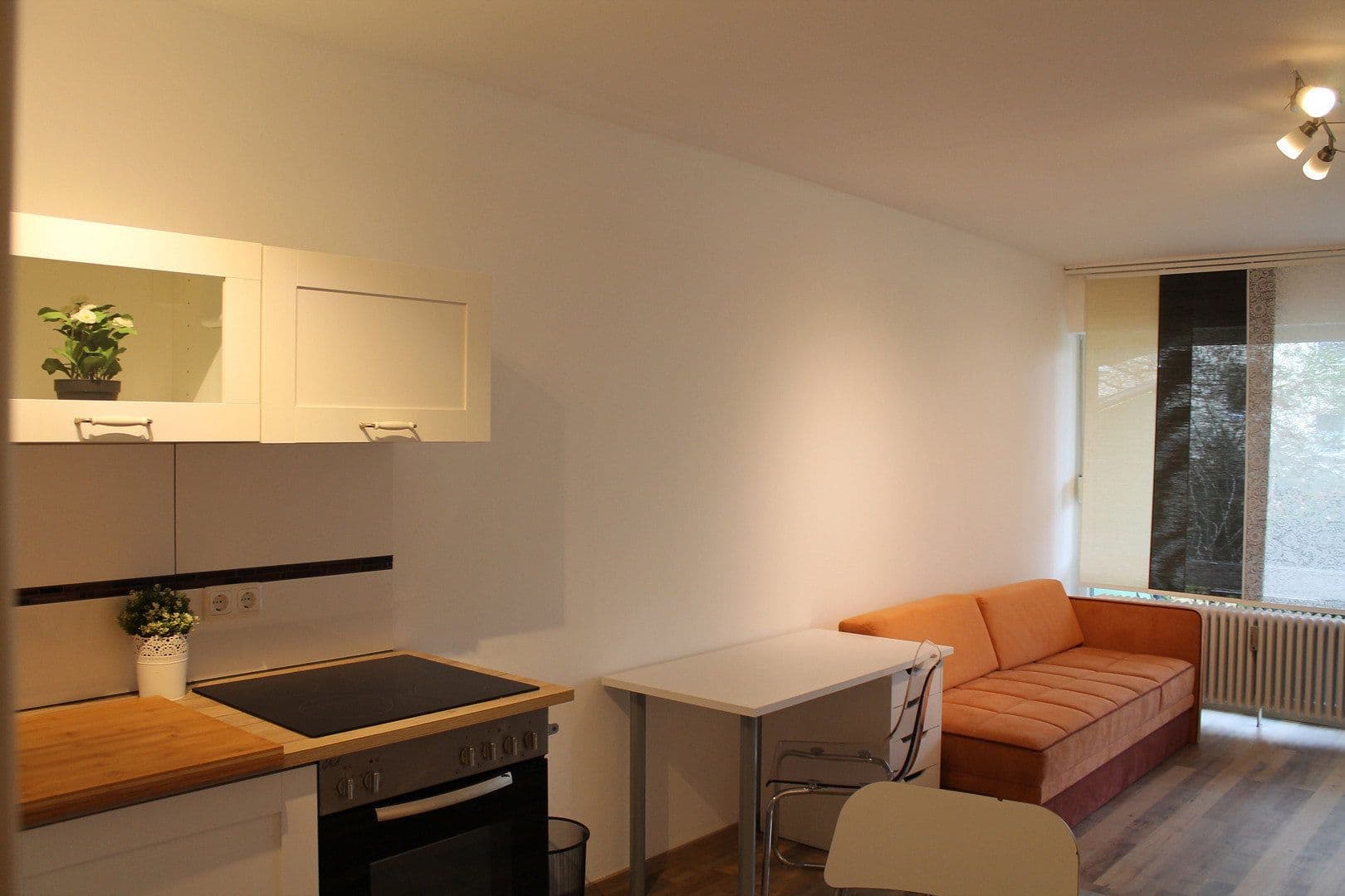 Prenájom bytu 1-izbový 33 m², München, Bavorsko Prenájom bytu 1-izbový 33 m², München, Bavorsko