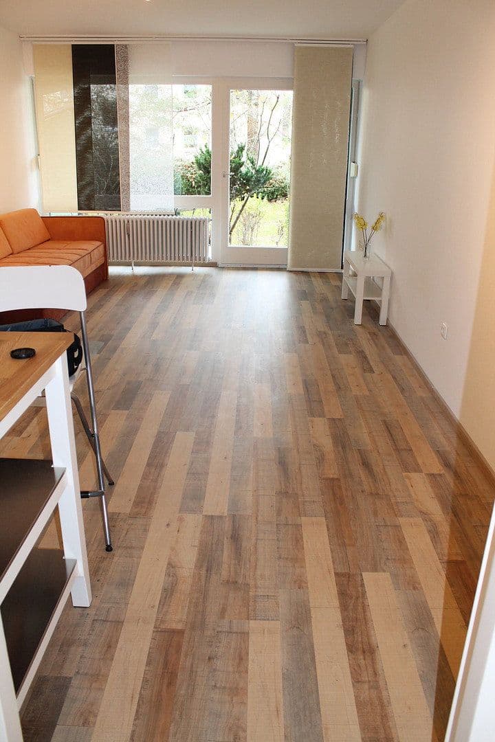 Prenájom bytu 1-izbový 33 m², München, Bavorsko Prenájom bytu 1-izbový 33 m², München, Bavorsko