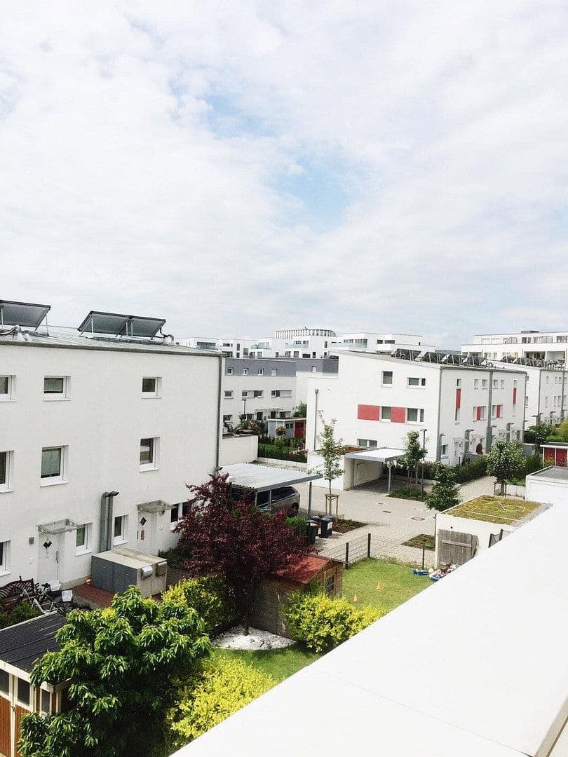 Prenájom domu 154 m², pozemok 350 m², Zum Margarethenzehnten 24, Frankfurt am Main, Hesensko Prenájom domu 154 m², pozemok 350 m², Zum Margarethenzehnten 24, Frankfurt am Main, Hesensko