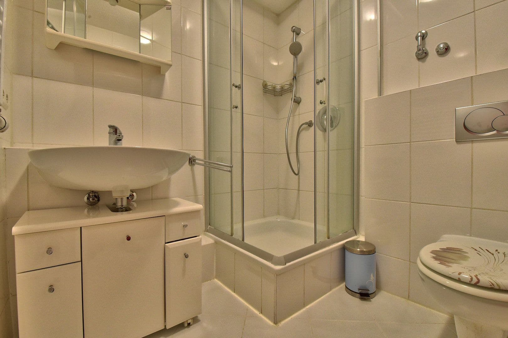 Prenájom bytu 2-izbový 47 m², Stuttgart, Bádensko-Wurttembersko Prenájom bytu 2-izbový 47 m², Stuttgart, Bádensko-Wurttembersko