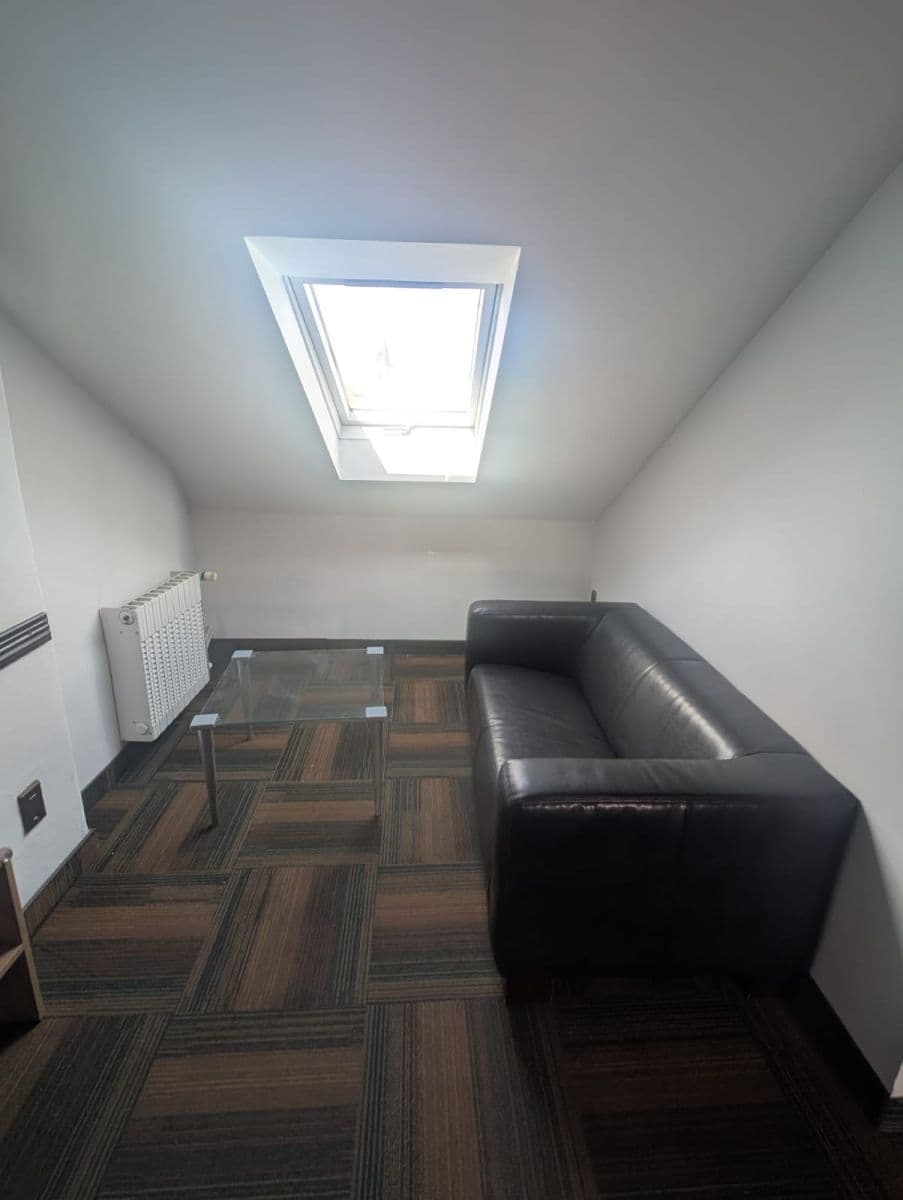 Prenájom bytu 3-izbový 85 m², Tyršova, Rakovník, Středočeský kraj Prenájom bytu 3-izbový 85 m², Tyršova, Rakovník, Středočeský kraj