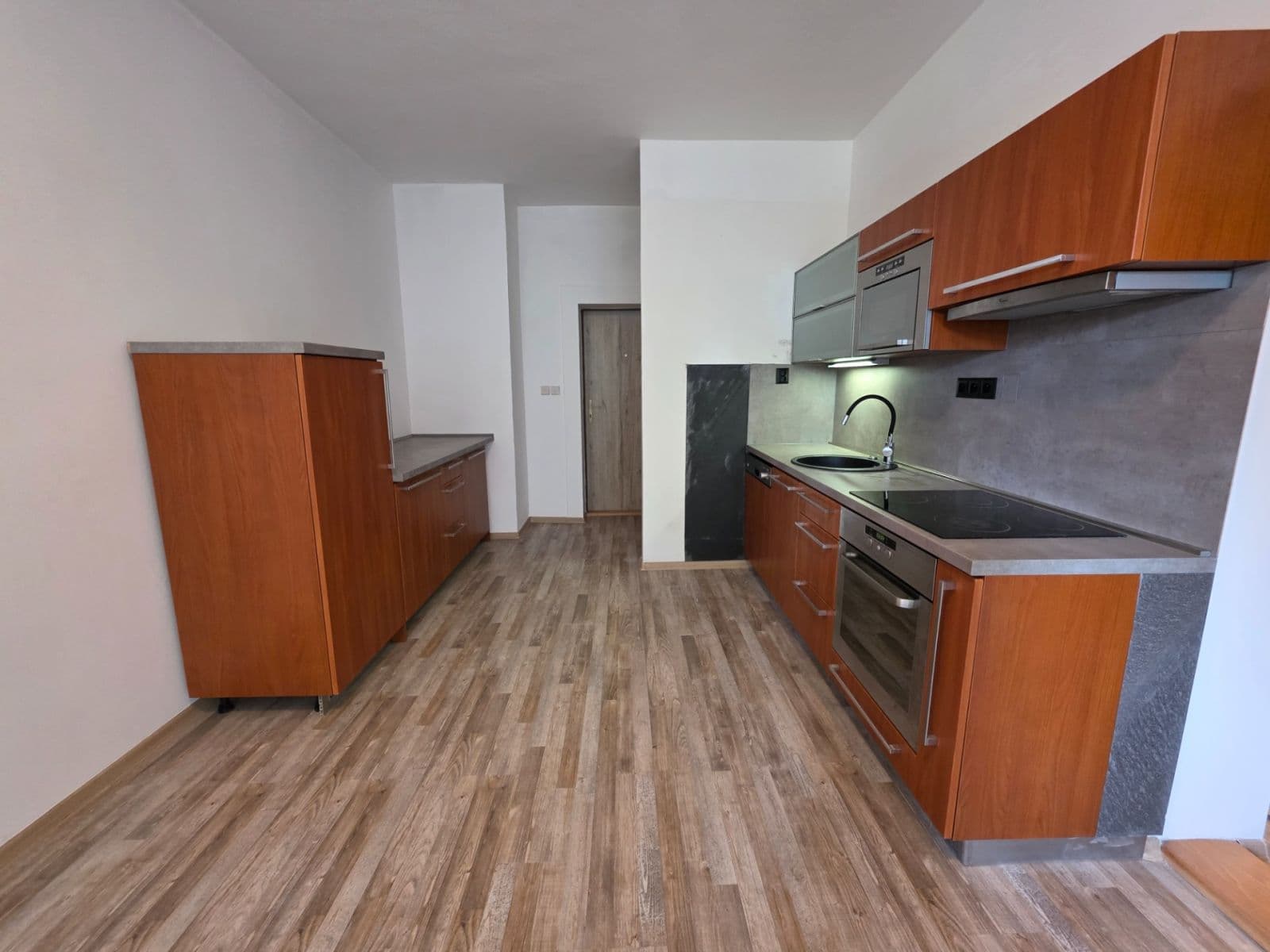 Prenájom bytu 2-izbový 35 m², Mladé Buky, Královéhradecký kraj Prenájom bytu 2-izbový 35 m², Mladé Buky, Královéhradecký kraj