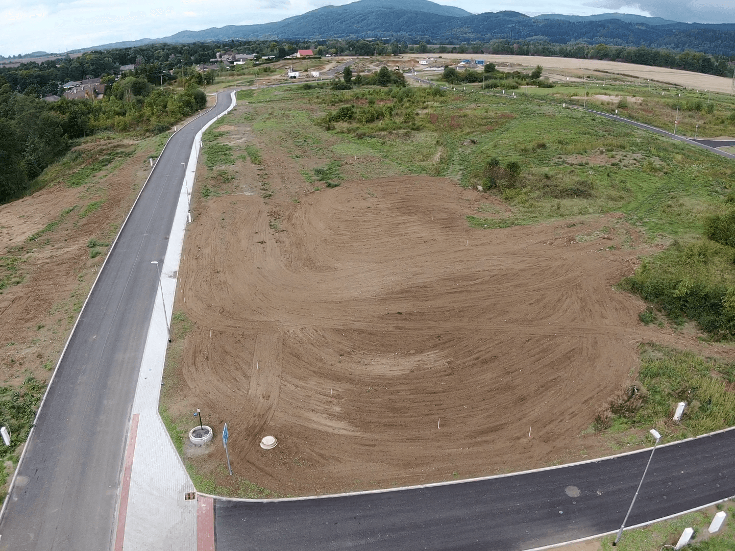 Predaj pozemku 1.000 m², Ostrov, Karlovarský kraj Predaj pozemku 1.000 m², Ostrov, Karlovarský kraj