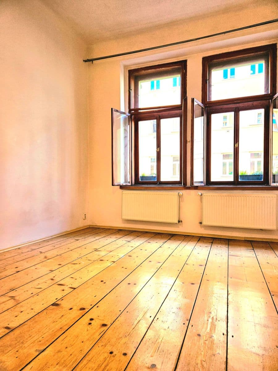 Prenájom bytu 1-izbový 27 m², Vlkova, Praha, Praha Prenájom bytu 1-izbový 27 m², Vlkova, Praha, Praha