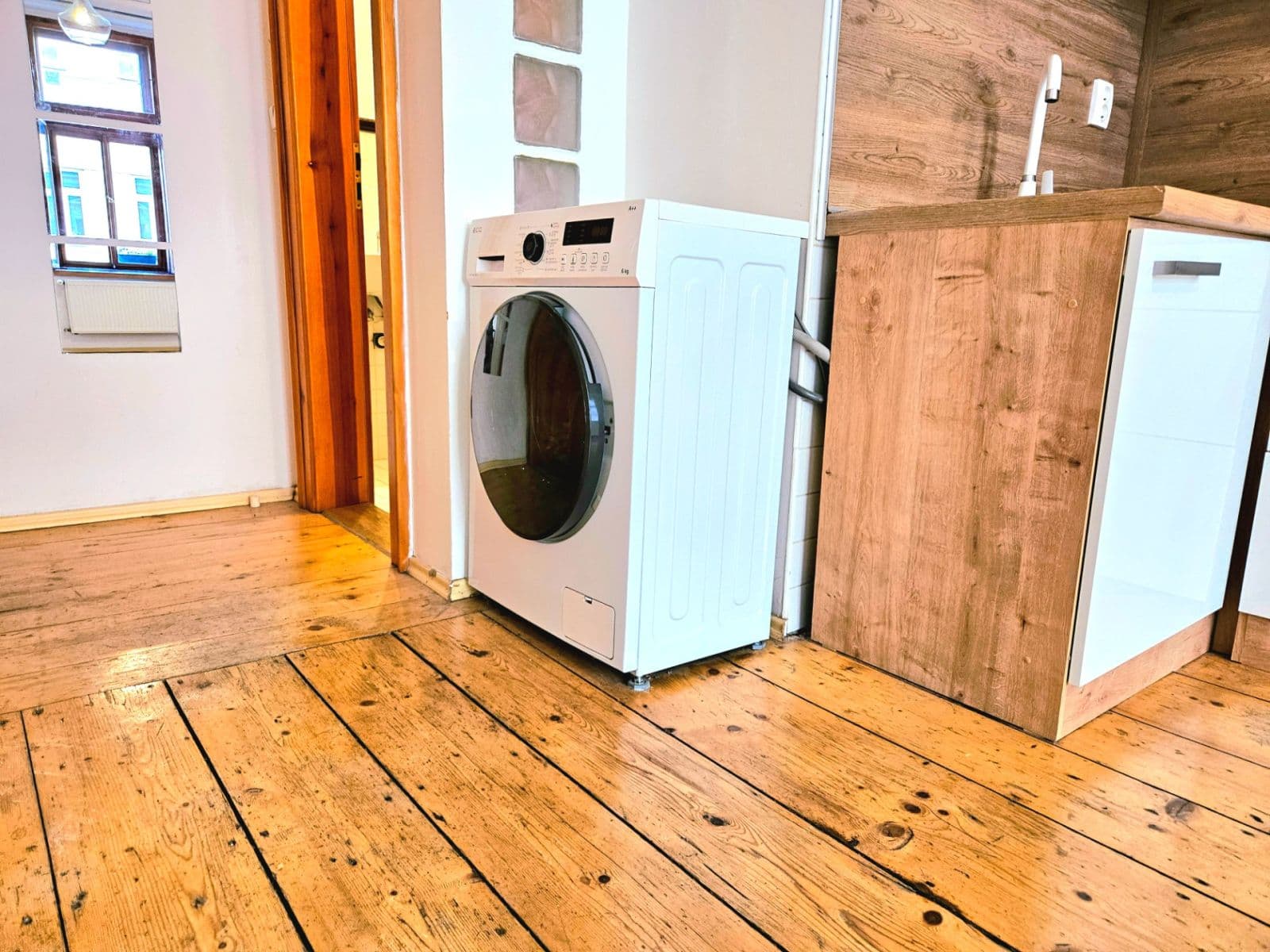 Prenájom bytu 1-izbový 27 m², Vlkova, Praha, Praha Prenájom bytu 1-izbový 27 m², Vlkova, Praha, Praha