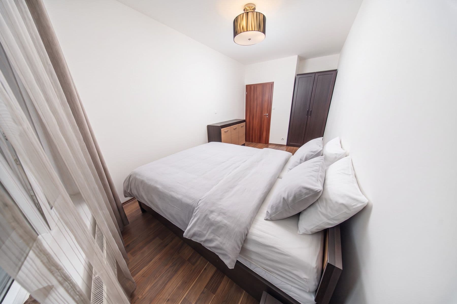 Prenájom bytu 2-izbový 50 m², Makedonská, Praha, Praha Prenájom bytu 2-izbový 50 m², Makedonská, Praha, Praha