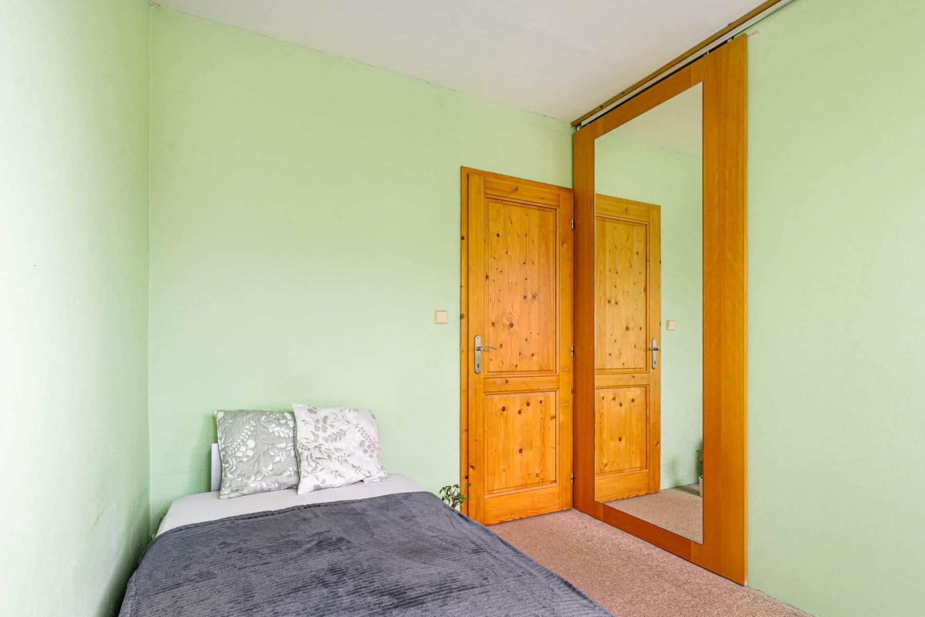 Predaj bytu 3-izbový 60 m², Rumburská, Praha, Praha Predaj bytu 3-izbový 60 m², Rumburská, Praha, Praha
