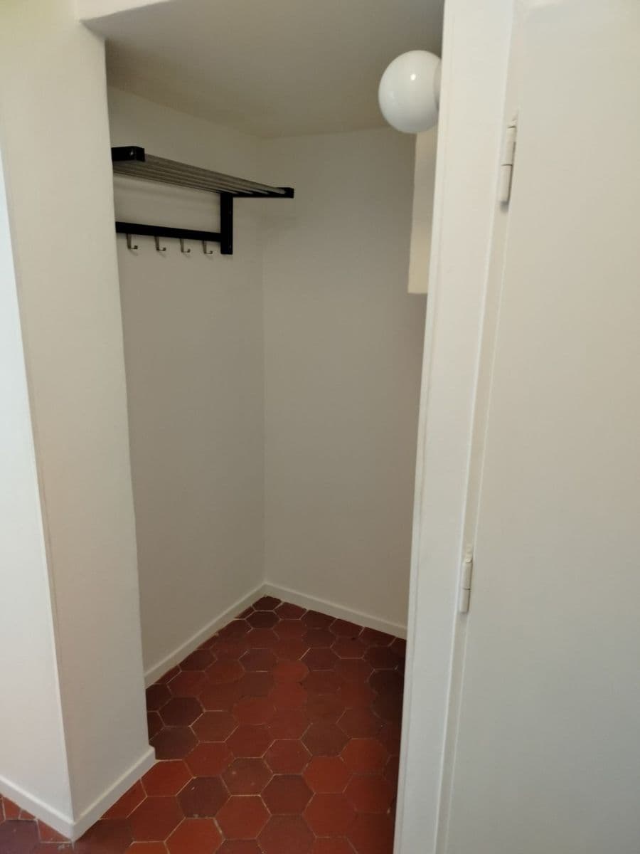 Prenájom bytu 2-izbový 44 m², Ve Střešovičkách, Praha, Praha Prenájom bytu 2-izbový 44 m², Ve Střešovičkách, Praha, Praha