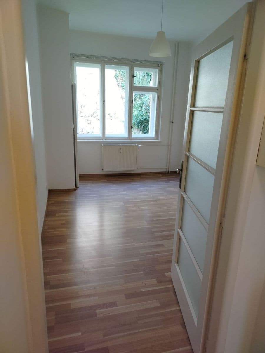Prenájom bytu 2-izbový 44 m², Ve Střešovičkách, Praha, Praha Prenájom bytu 2-izbový 44 m², Ve Střešovičkách, Praha, Praha