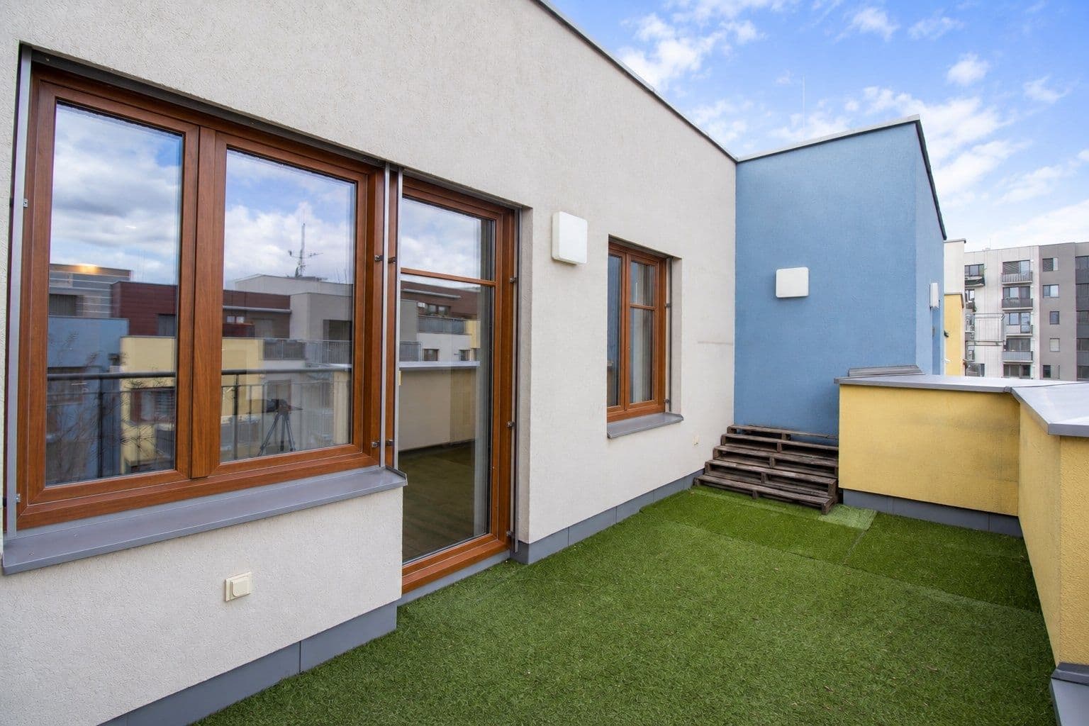 Prenájom bytu 3-izbový 70 m², Fojtova, Praha, Praha Prenájom bytu 3-izbový 70 m², Fojtova, Praha, Praha