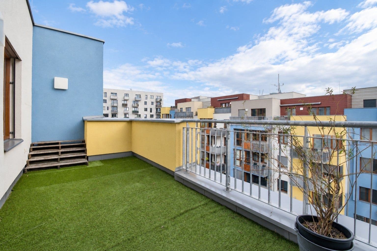 Prenájom bytu 3-izbový 70 m², Fojtova, Praha, Praha Prenájom bytu 3-izbový 70 m², Fojtova, Praha, Praha