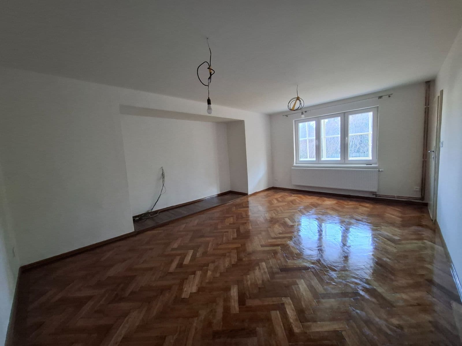 Prenájom bytu 2-izbový 78 m², Havlíčkovo nám., Dačice, Jihočeský kraj Prenájom bytu 2-izbový 78 m², Havlíčkovo nám., Dačice, Jihočeský kraj