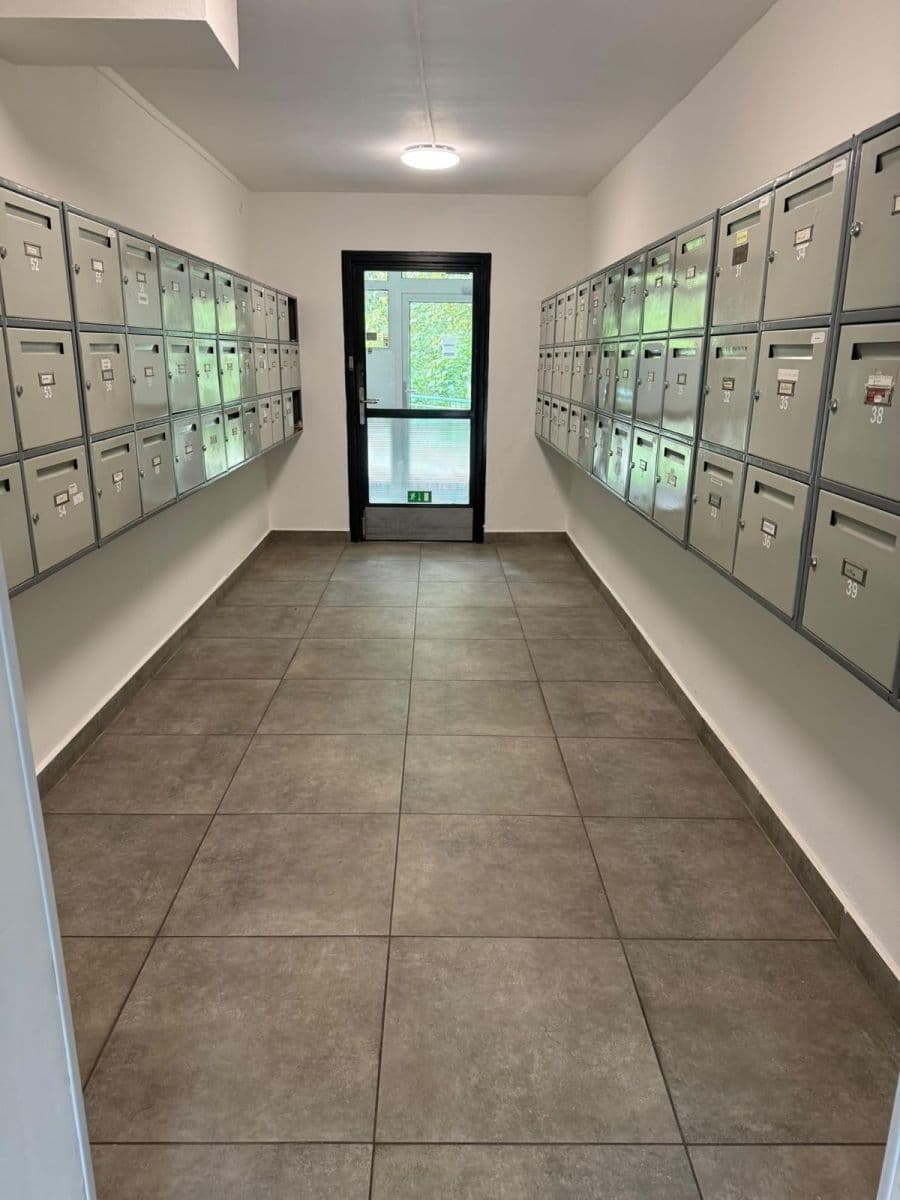 Predaj bytu 4-izbový 67 m², Ružinovská, Praha, Praha Predaj bytu 4-izbový 67 m², Ružinovská, Praha, Praha