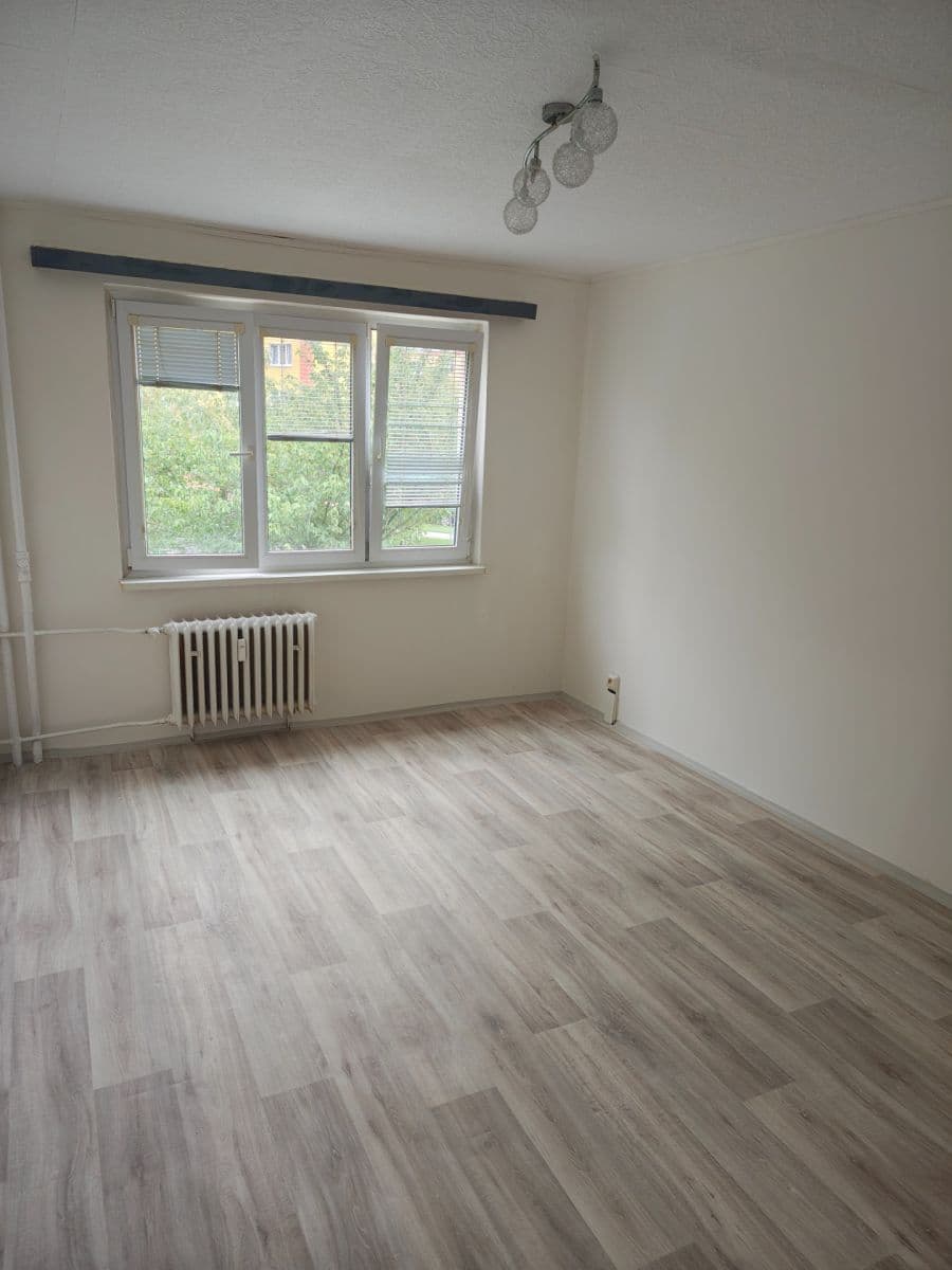 Prenájom bytu 2-izbový 53 m², Cihlářská, Chomutov, Ústecký kraj Prenájom bytu 2-izbový 53 m², Cihlářská, Chomutov, Ústecký kraj