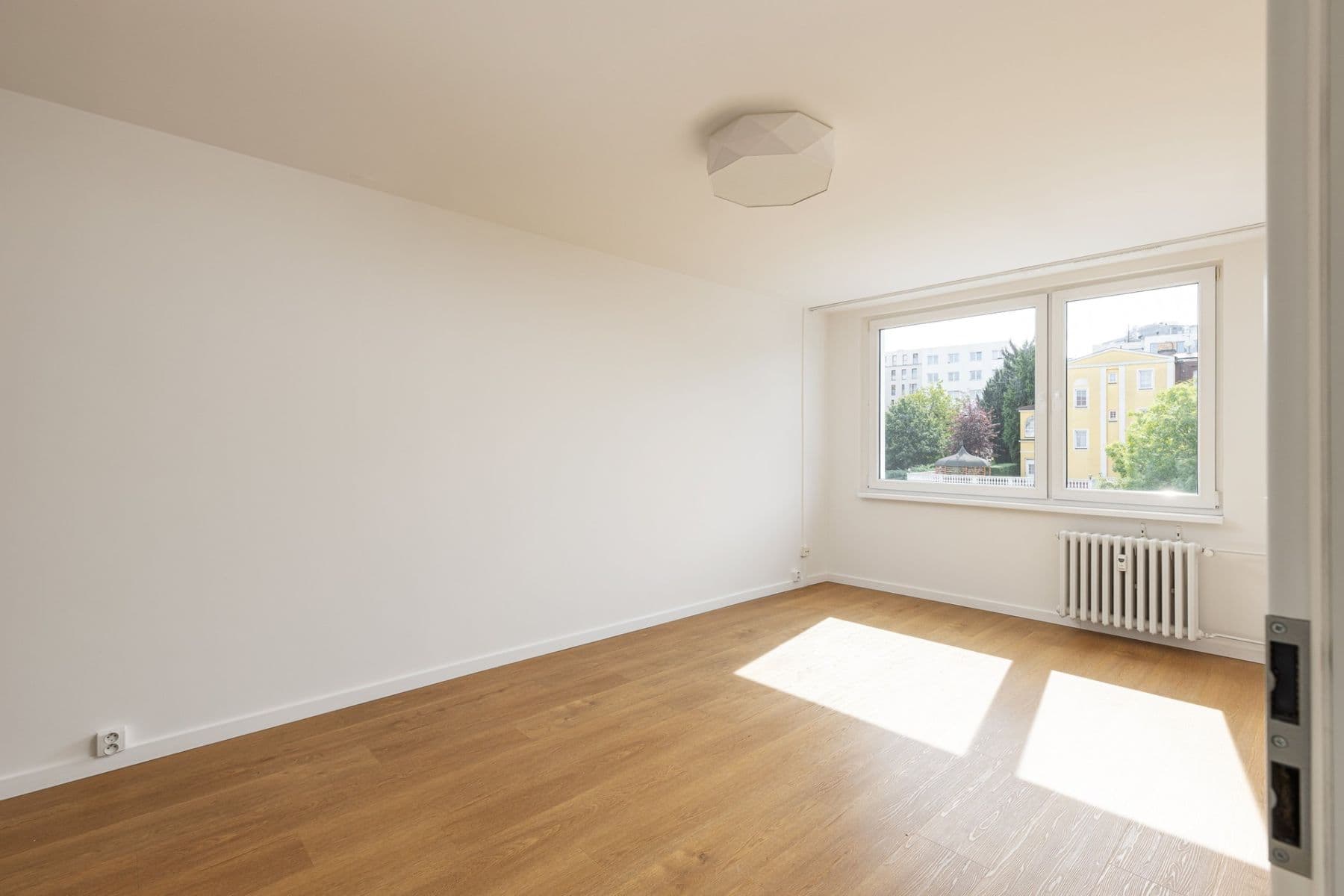 Prenájom bytu 2-izbový 43 m², Ohradní, Praha, Praha Prenájom bytu 2-izbový 43 m², Ohradní, Praha, Praha