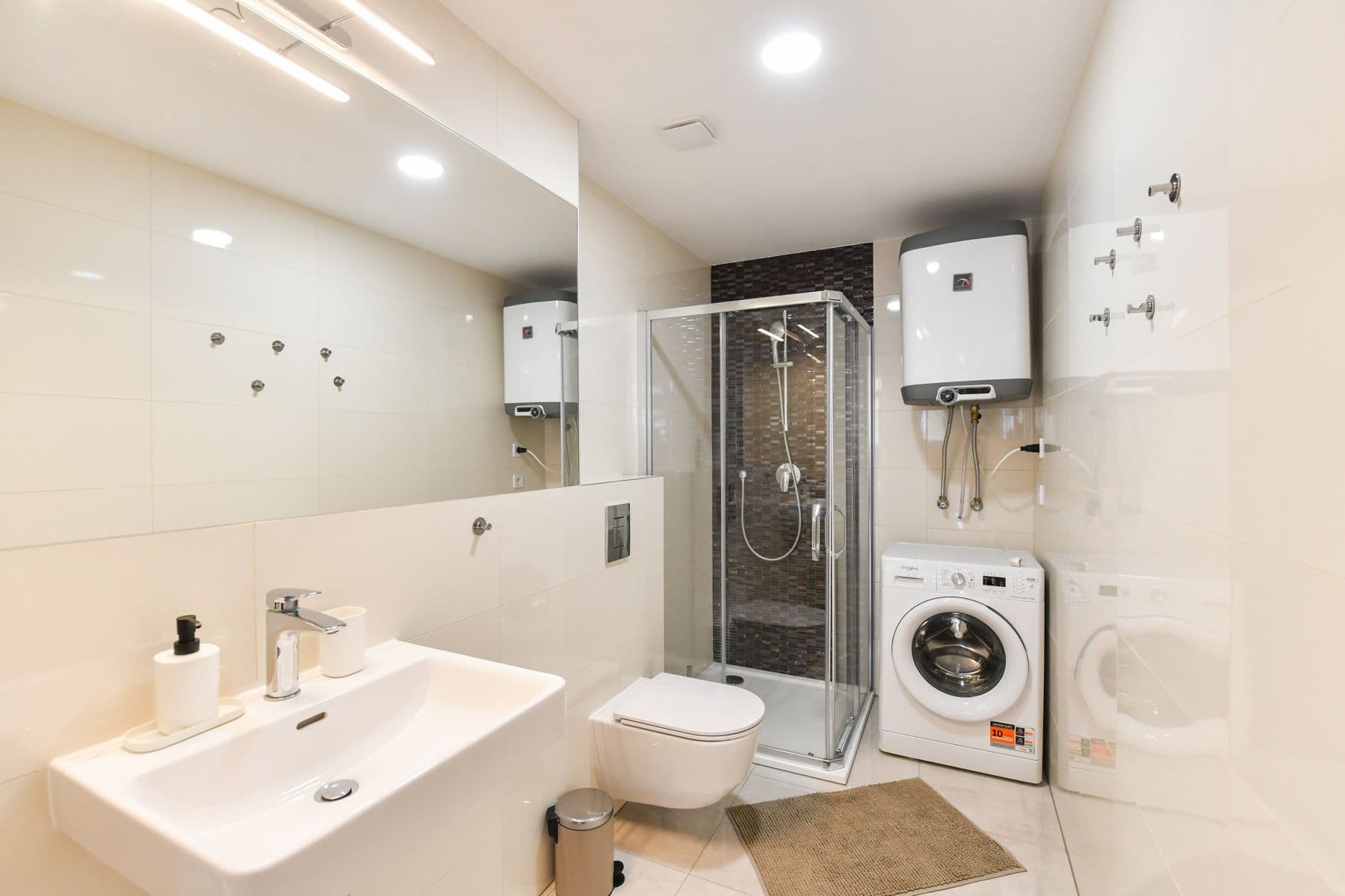 Prenájom bytu 57 m², Žitná, Praha, Praha Prenájom bytu 57 m², Žitná, Praha, Praha