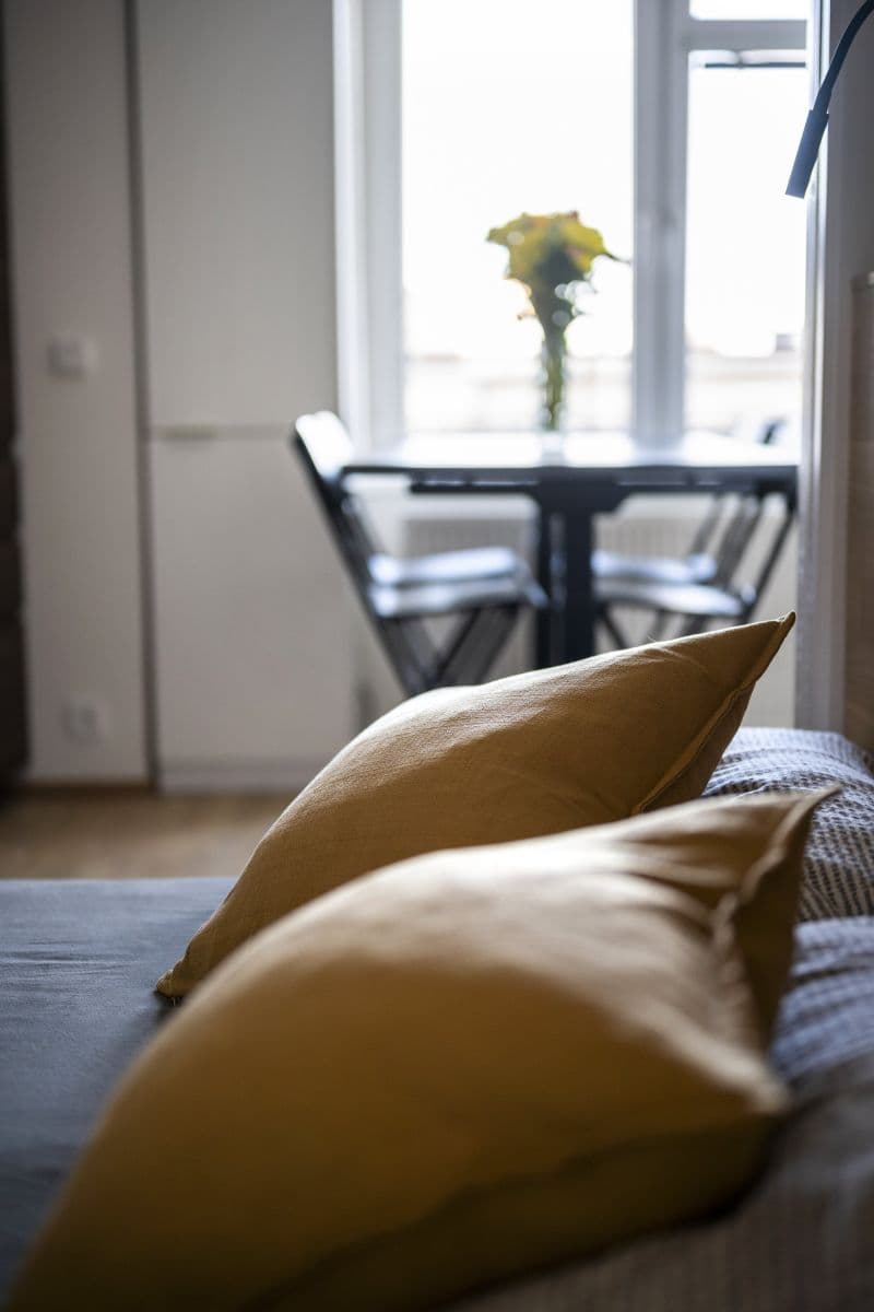 Prenájom bytu 34 m², Žitomírská, Praha, Praha Prenájom bytu 34 m², Žitomírská, Praha, Praha