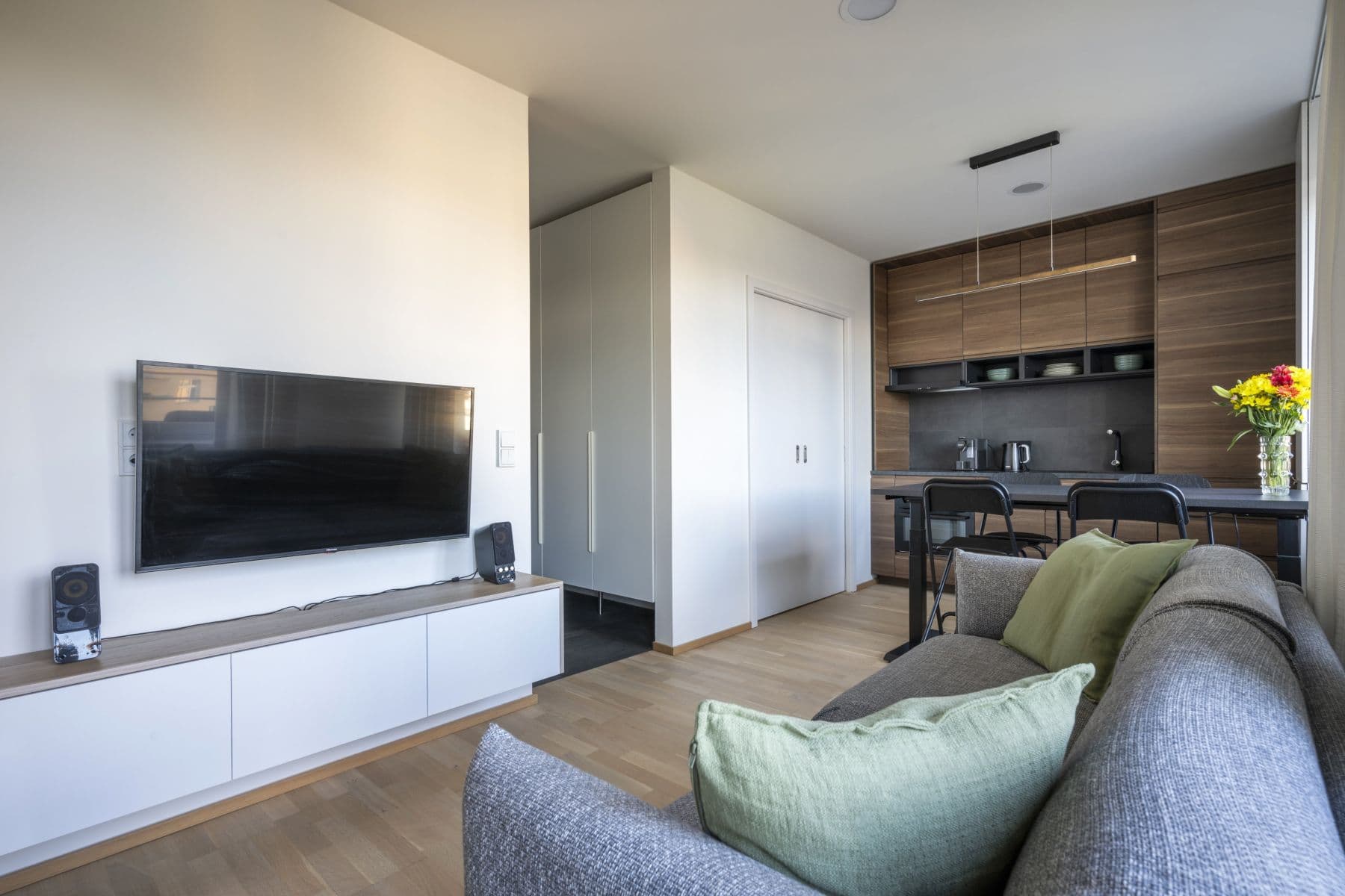 Prenájom bytu 34 m², Žitomírská, Praha, Praha Prenájom bytu 34 m², Žitomírská, Praha, Praha