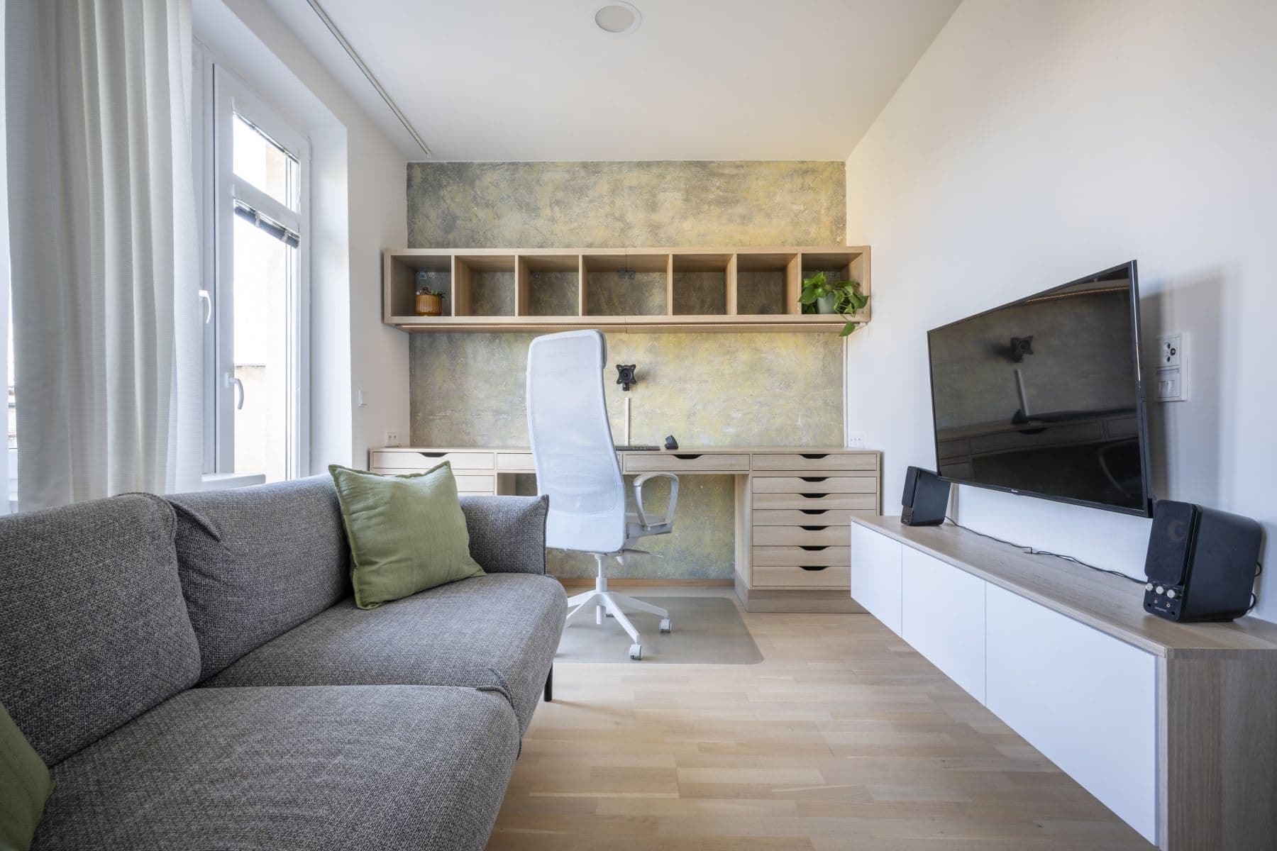 Prenájom bytu 34 m², Žitomírská, Praha, Praha Prenájom bytu 34 m², Žitomírská, Praha, Praha