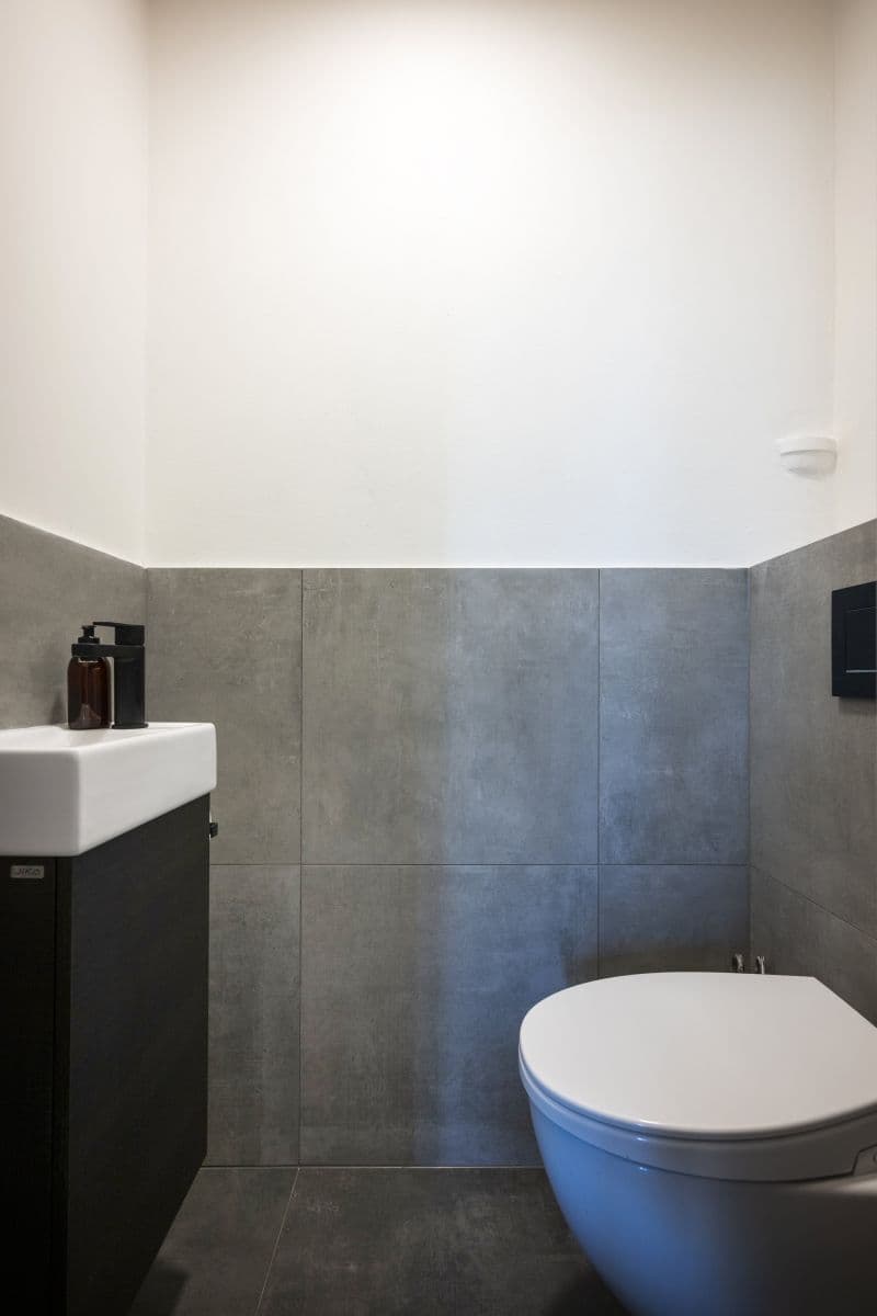 Prenájom bytu 34 m², Žitomírská, Praha, Praha Prenájom bytu 34 m², Žitomírská, Praha, Praha
