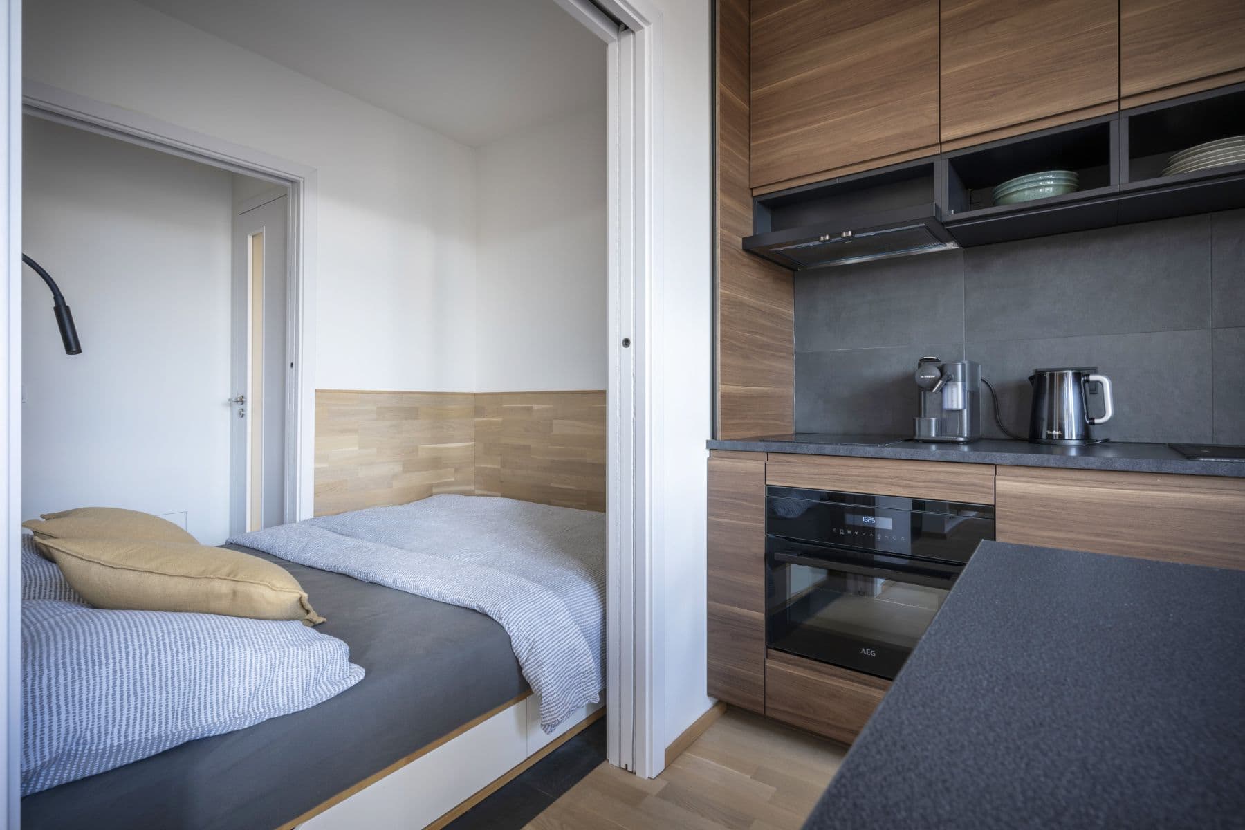 Prenájom bytu 34 m², Žitomírská, Praha, Praha Prenájom bytu 34 m², Žitomírská, Praha, Praha