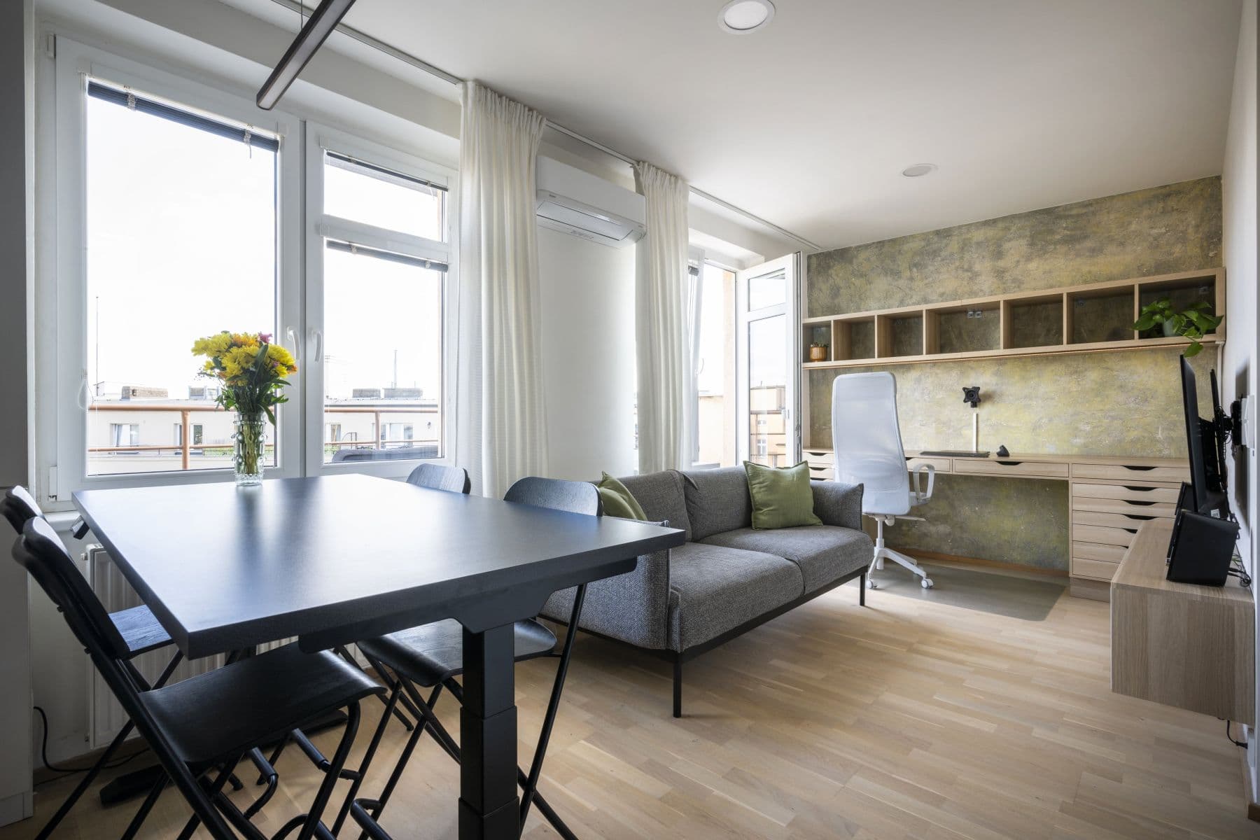 Prenájom bytu 34 m², Žitomírská, Praha, Praha Prenájom bytu 34 m², Žitomírská, Praha, Praha