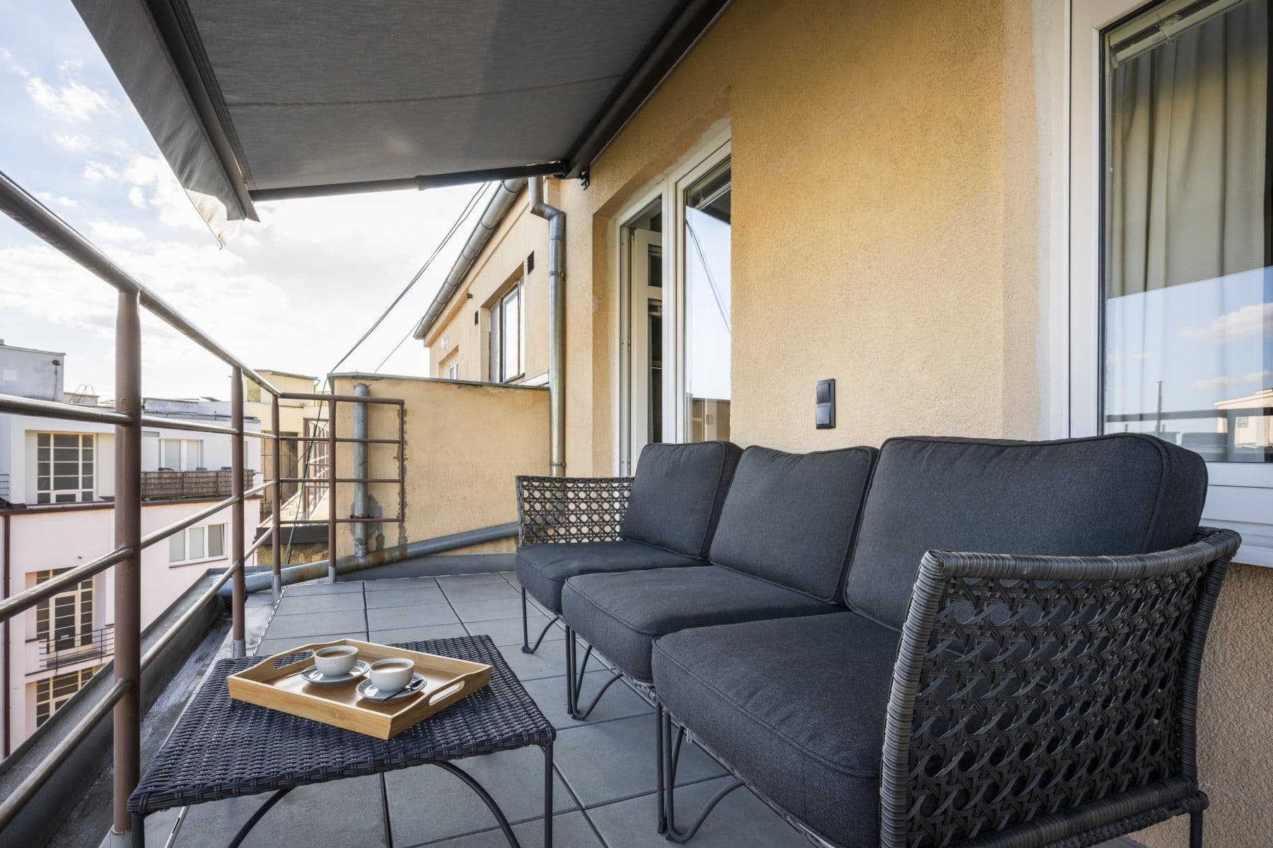Prenájom bytu 34 m², Žitomírská, Praha, Praha Prenájom bytu 34 m², Žitomírská, Praha, Praha