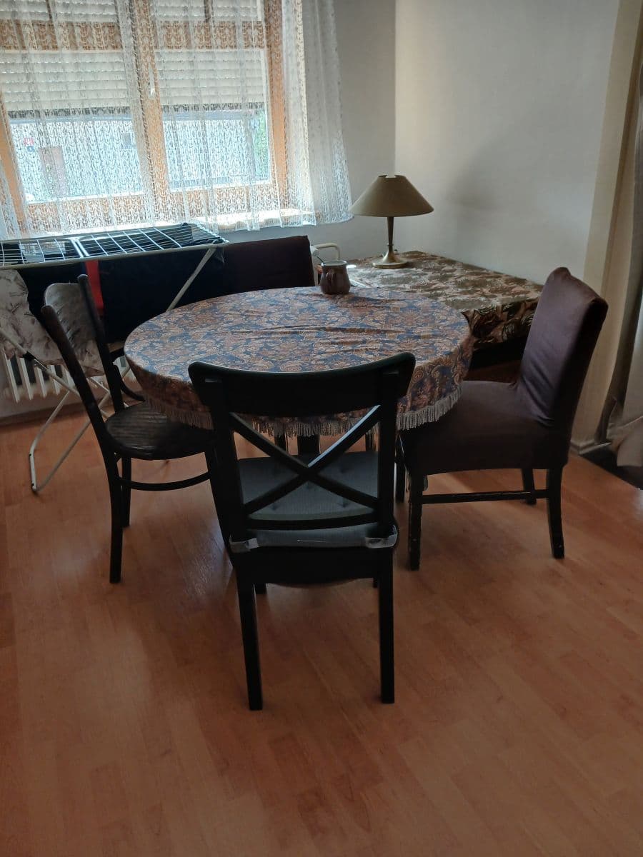Prenájom bytu 96 m², Včelařská, Praha, Praha Prenájom bytu 96 m², Včelařská, Praha, Praha